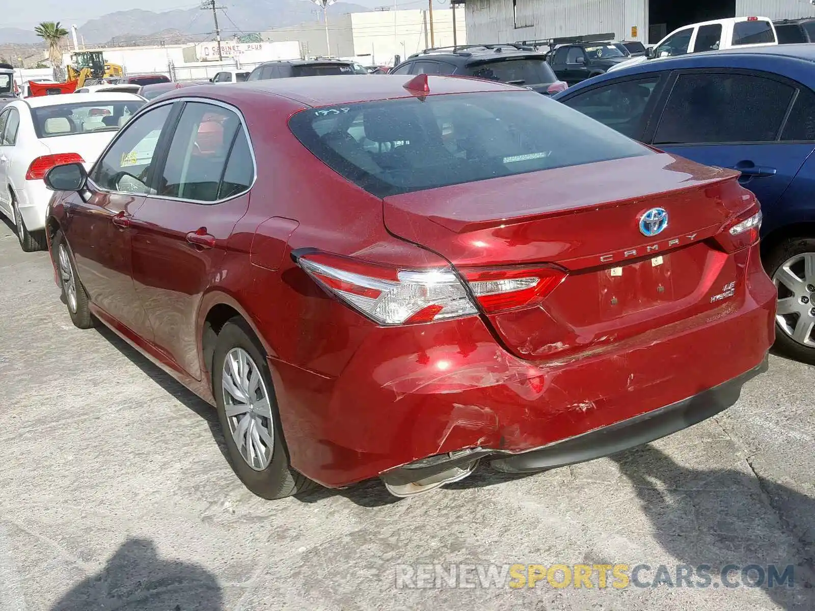 3 Photograph of a damaged car 4T1B31HK8KU514438 TOYOTA CAMRY 2019