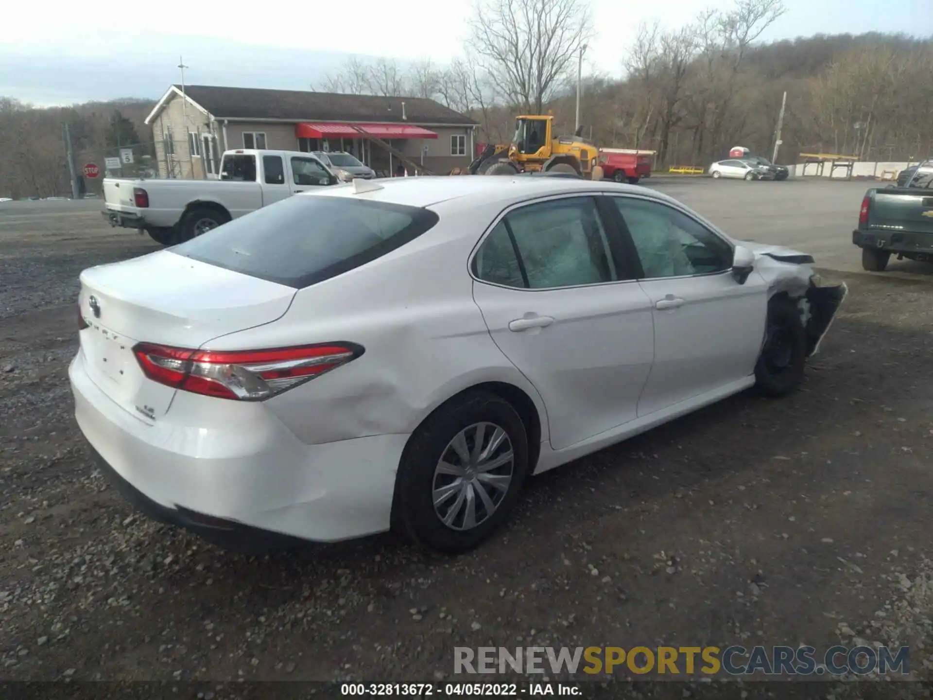 4 Photograph of a damaged car 4T1B31HK8KU514794 TOYOTA CAMRY 2019