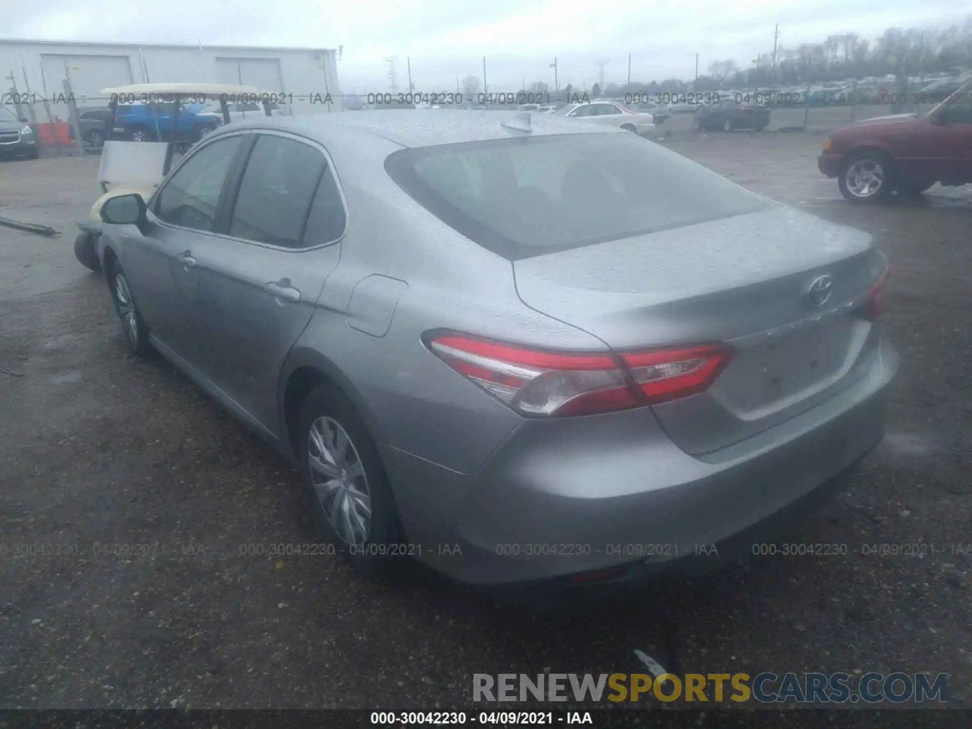 3 Фотография поврежденного автомобиля 4T1B31HK8KU514892 TOYOTA CAMRY 2019