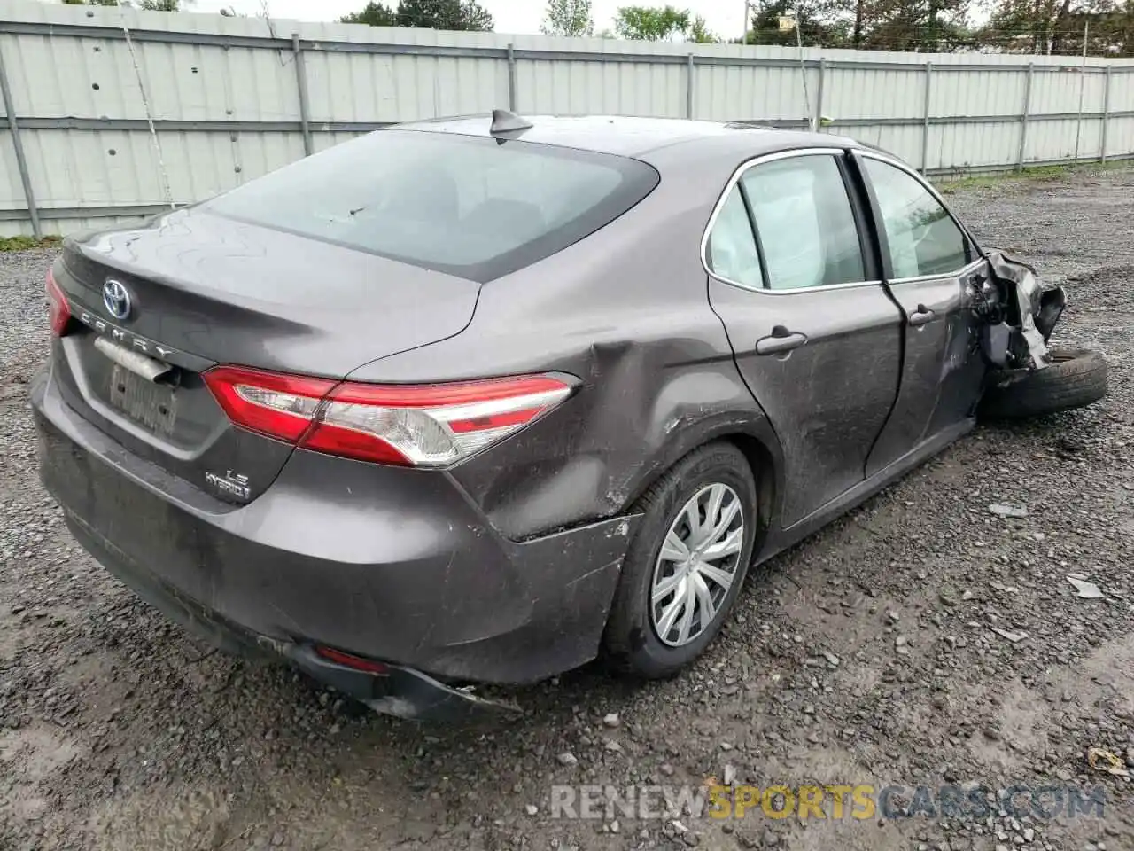 4 Photograph of a damaged car 4T1B31HK8KU515217 TOYOTA CAMRY 2019