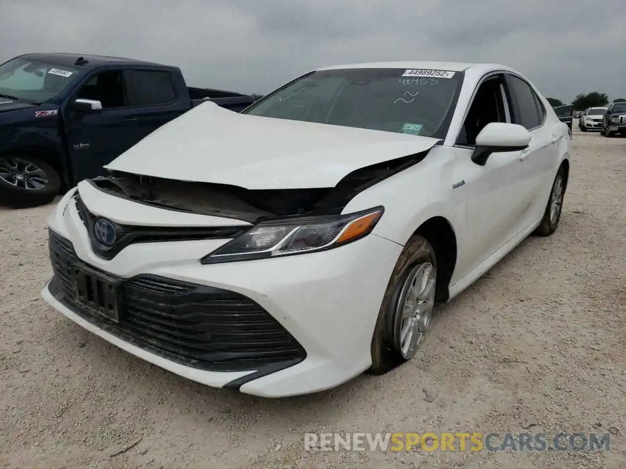 2 Photograph of a damaged car 4T1B31HK8KU516979 TOYOTA CAMRY 2019