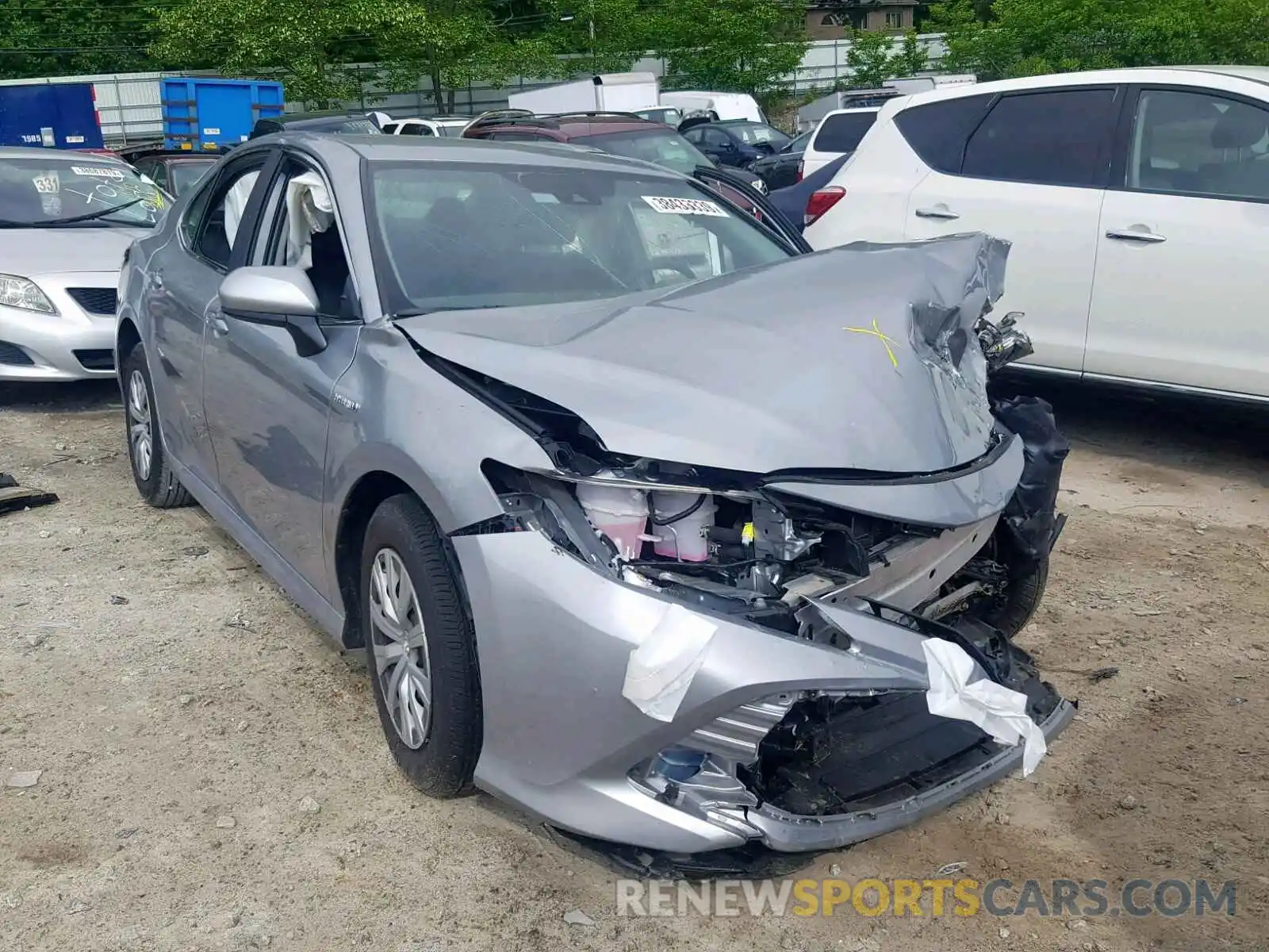 1 Photograph of a damaged car 4T1B31HK9KU004955 TOYOTA CAMRY 2019