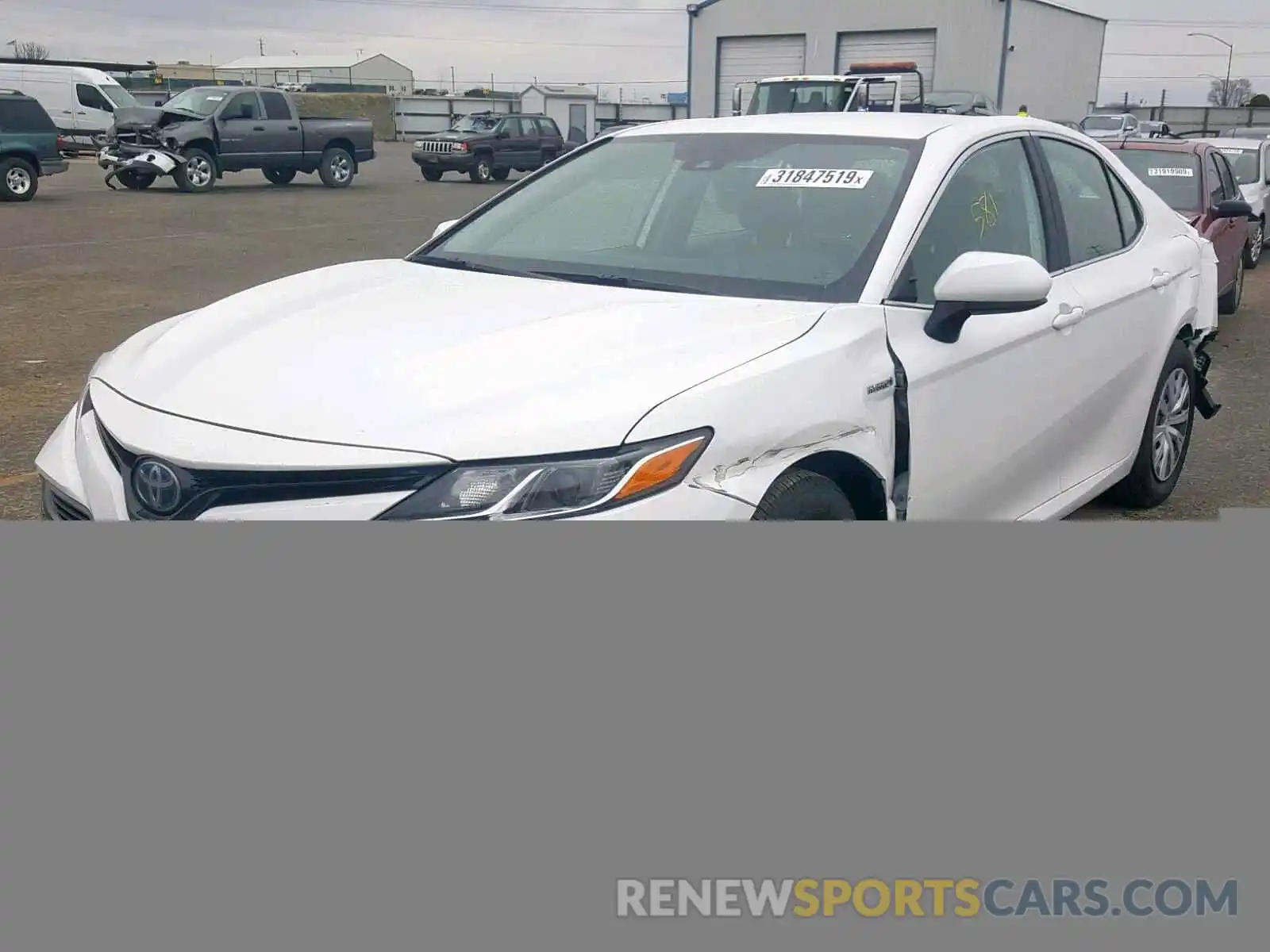 2 Photograph of a damaged car 4T1B31HK9KU006673 TOYOTA CAMRY 2019