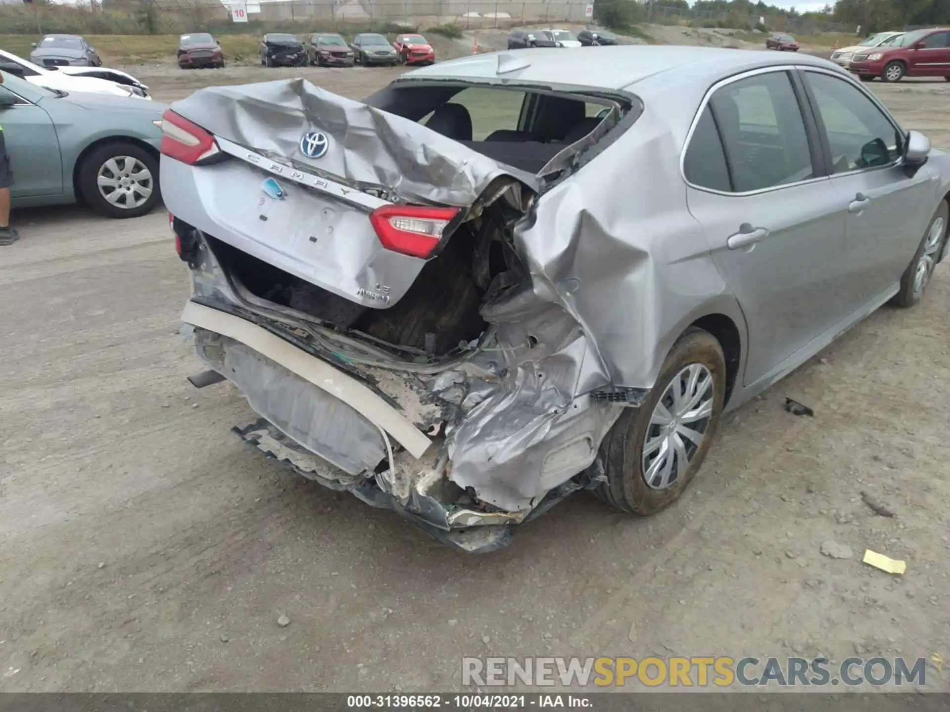 6 Photograph of a damaged car 4T1B31HK9KU007550 TOYOTA CAMRY 2019