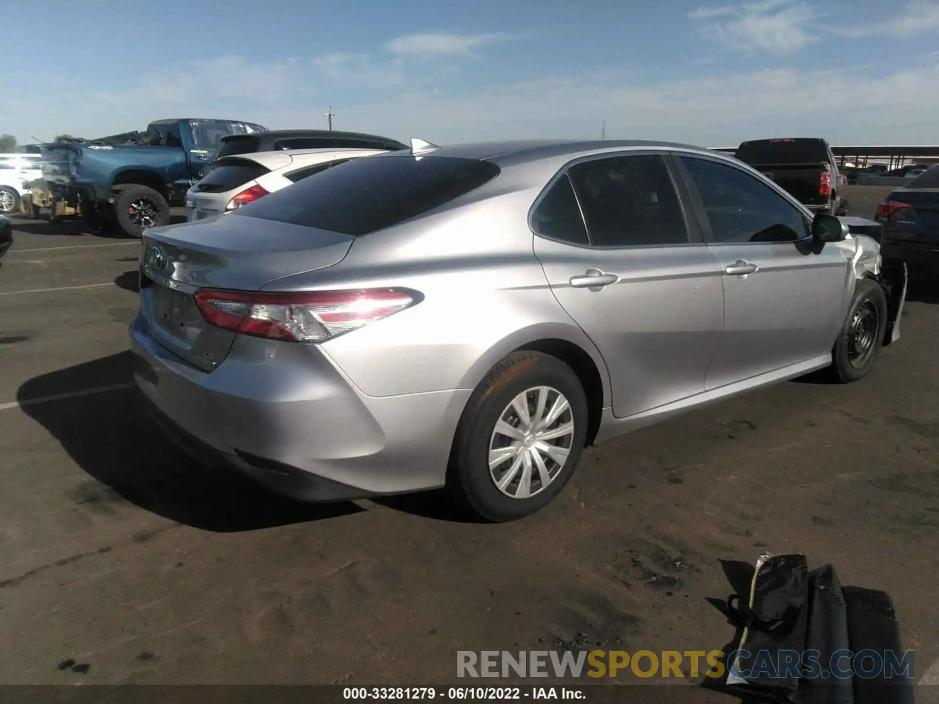 4 Фотография поврежденного автомобиля 4T1B31HK9KU509099 TOYOTA CAMRY 2019