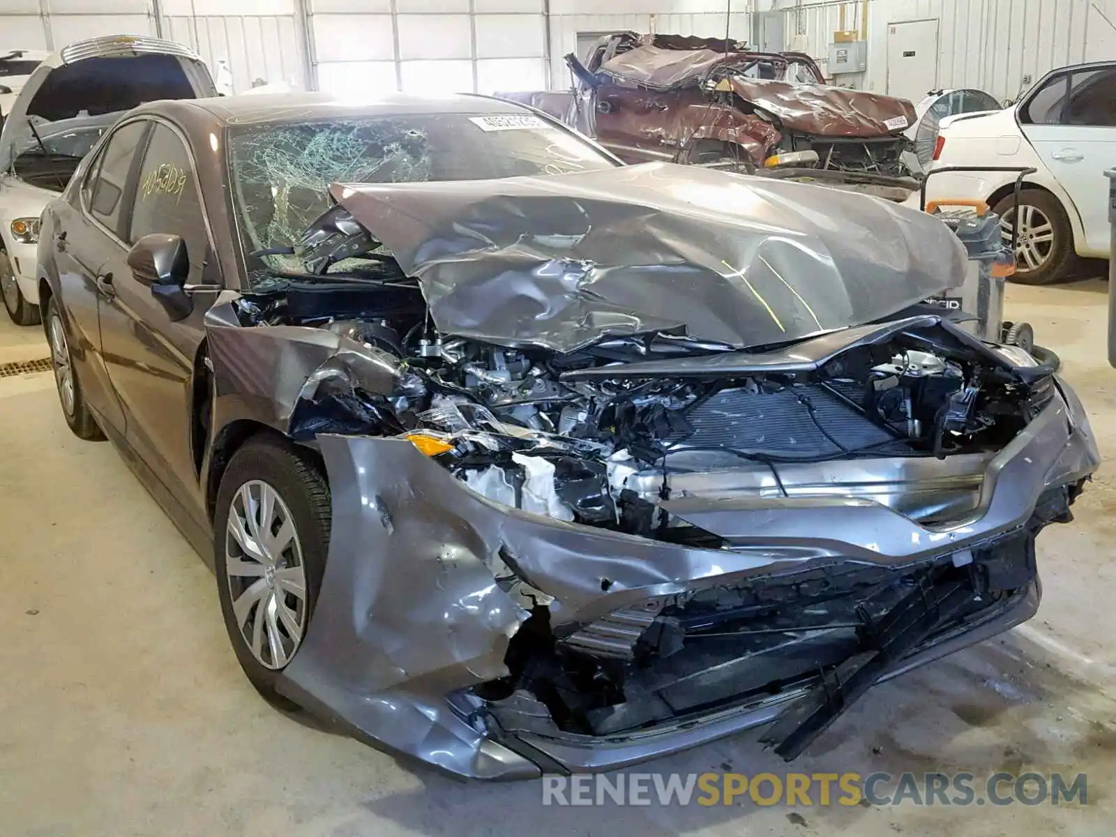 1 Photograph of a damaged car 4T1B31HK9KU509183 TOYOTA CAMRY 2019