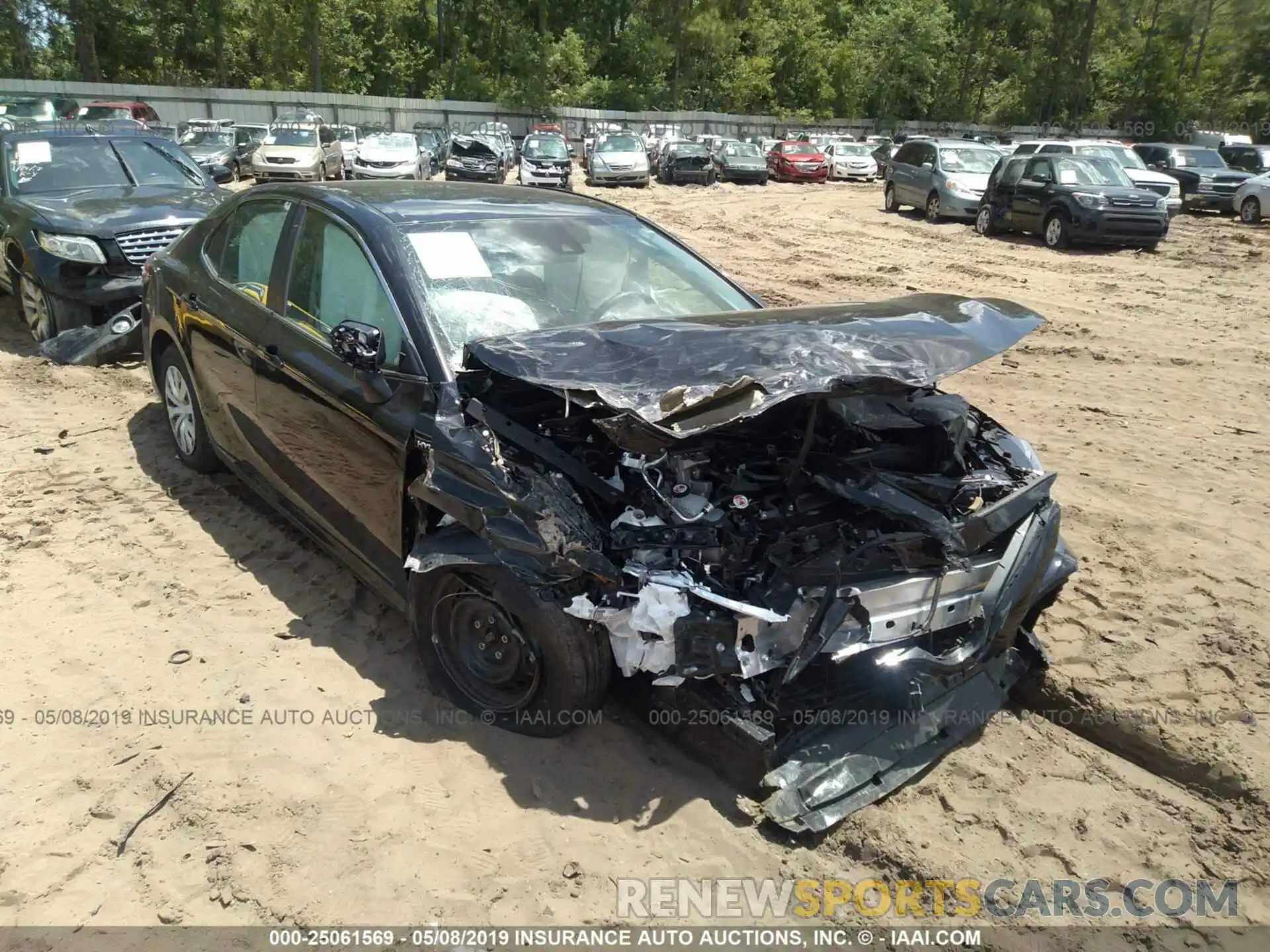 1 Photograph of a damaged car 4T1B31HK9KU509443 TOYOTA CAMRY 2019