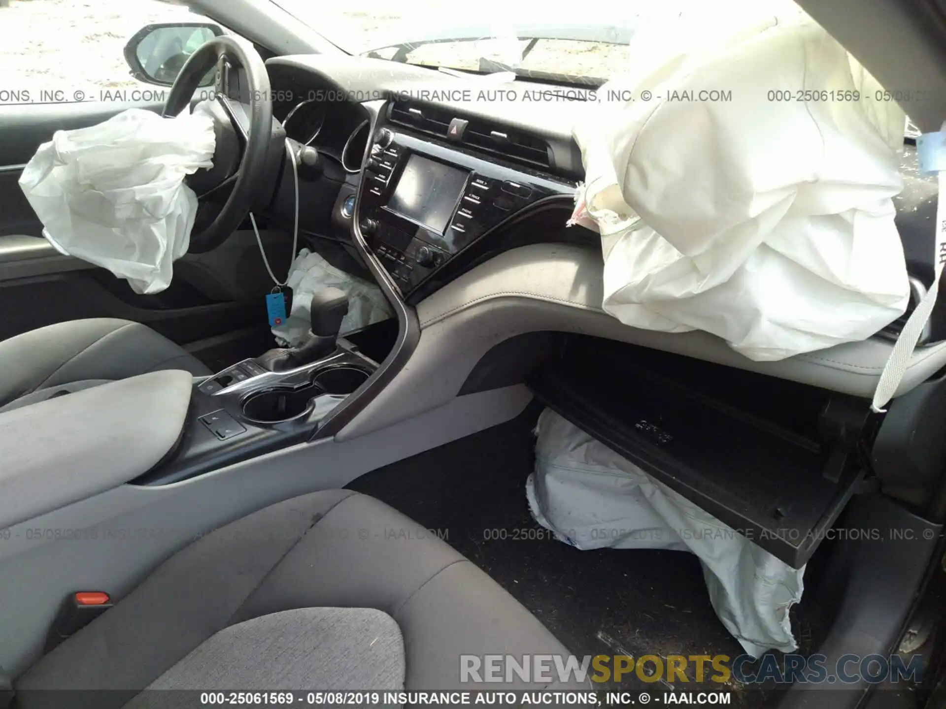 5 Photograph of a damaged car 4T1B31HK9KU509443 TOYOTA CAMRY 2019