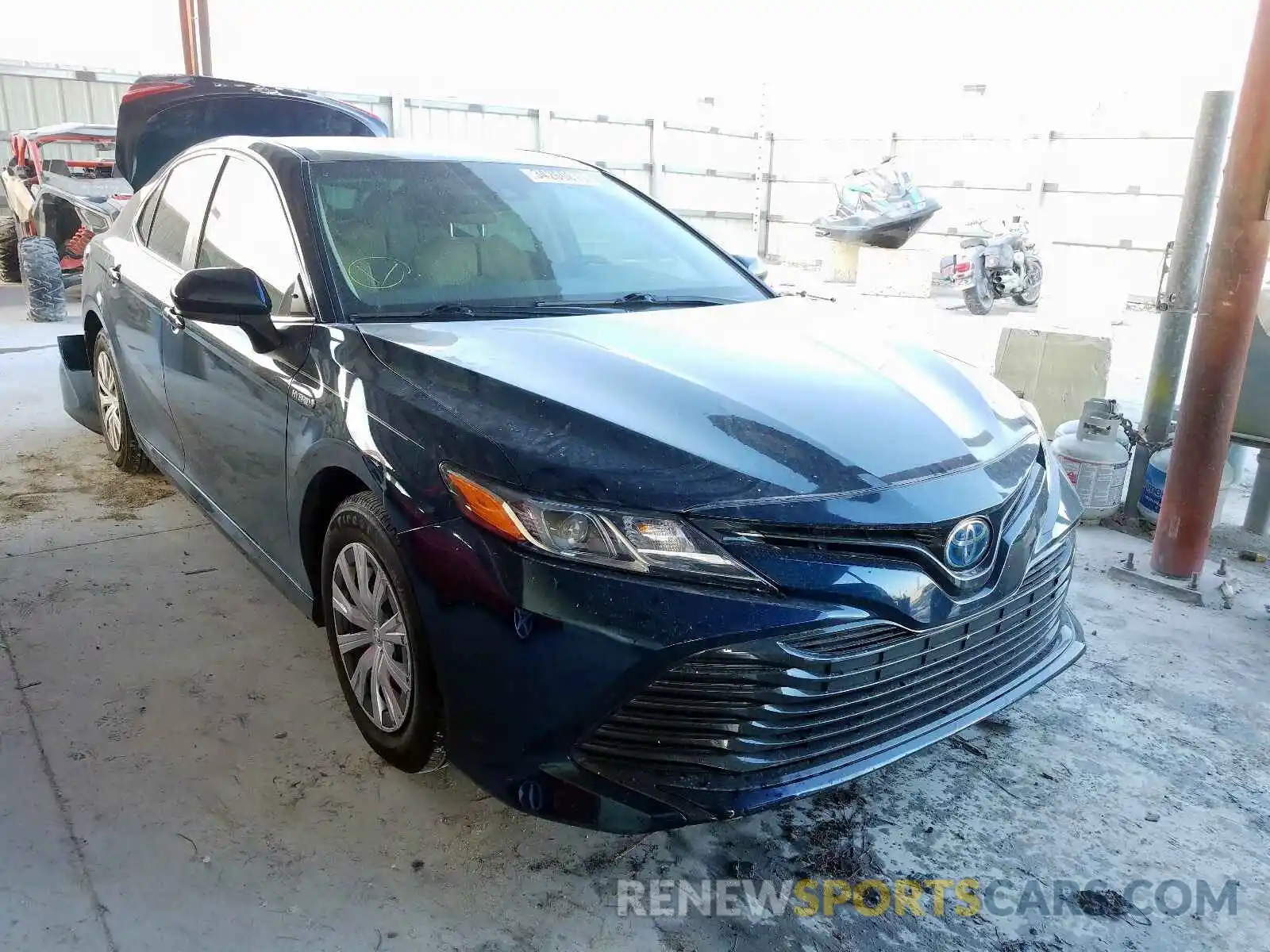 1 Photograph of a damaged car 4T1B31HK9KU509622 TOYOTA CAMRY 2019