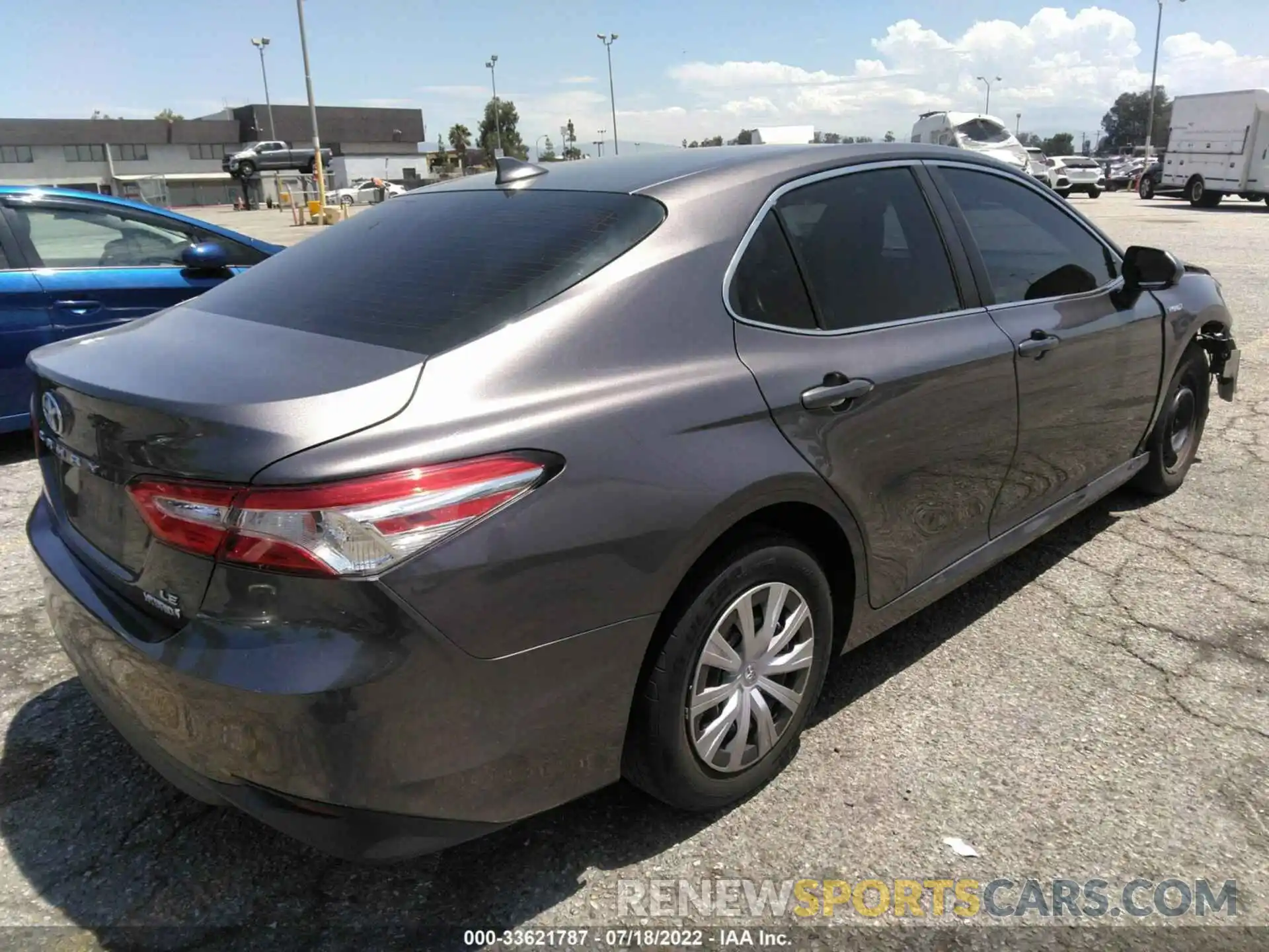 4 Photograph of a damaged car 4T1B31HK9KU510222 TOYOTA CAMRY 2019