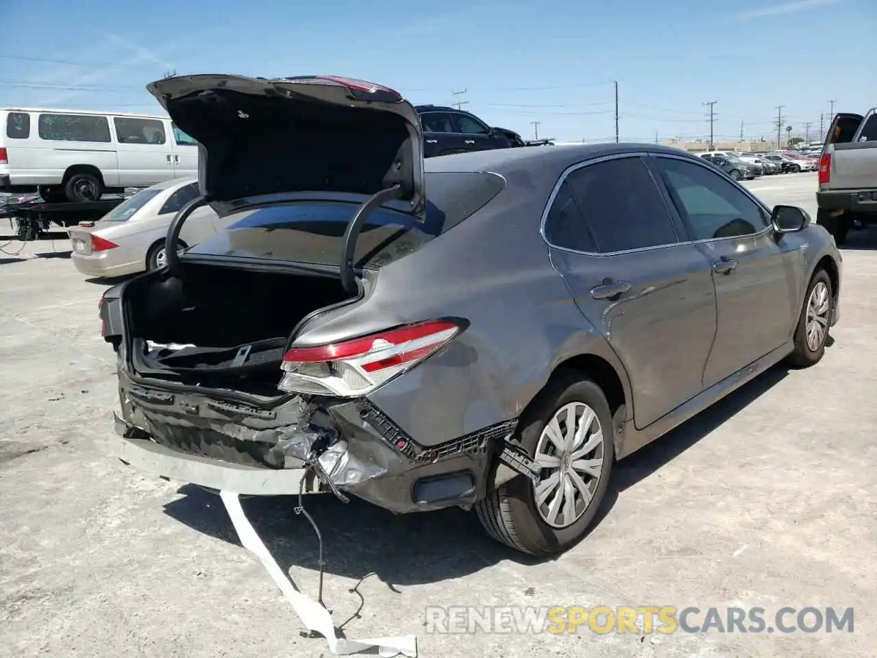 4 Фотография поврежденного автомобиля 4T1B31HK9KU510625 TOYOTA CAMRY 2019