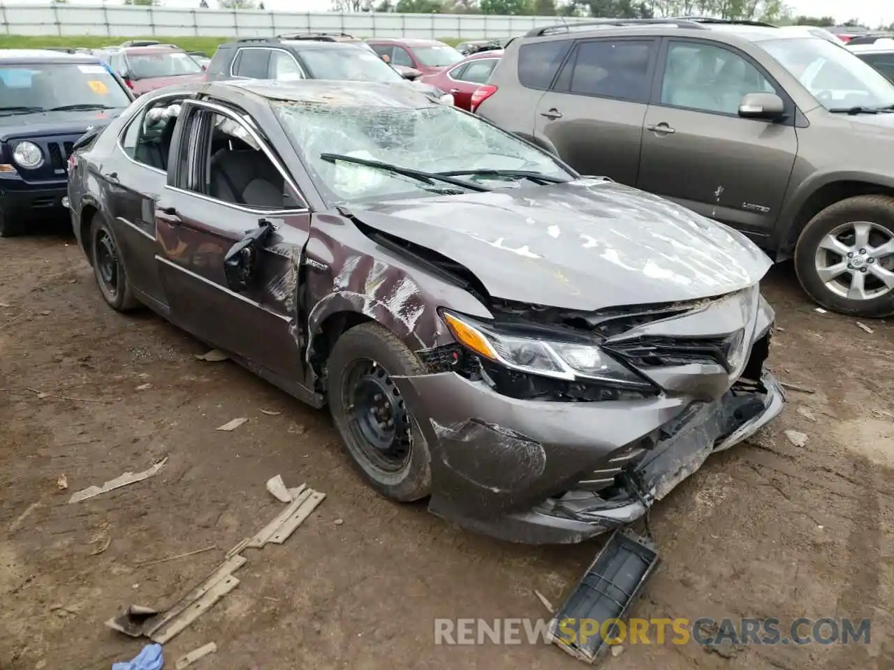 1 Photograph of a damaged car 4T1B31HK9KU512472 TOYOTA CAMRY 2019