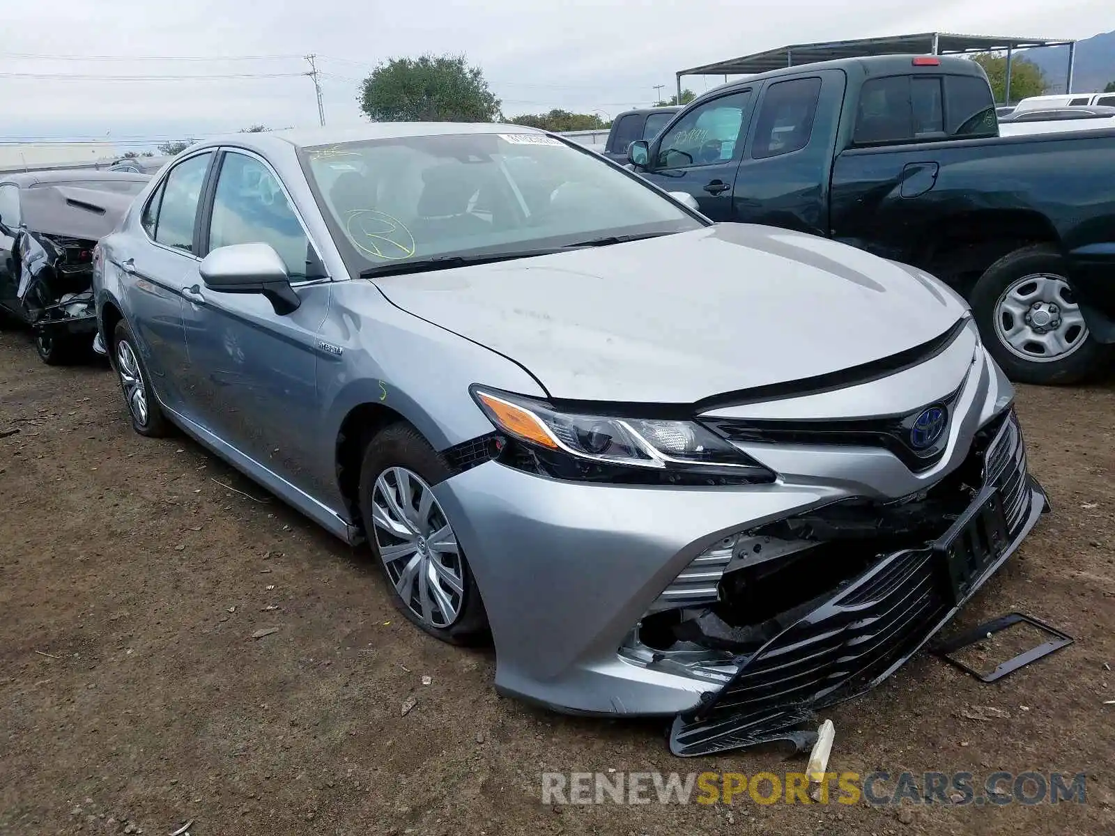 1 Photograph of a damaged car 4T1B31HK9KU513945 TOYOTA CAMRY 2019