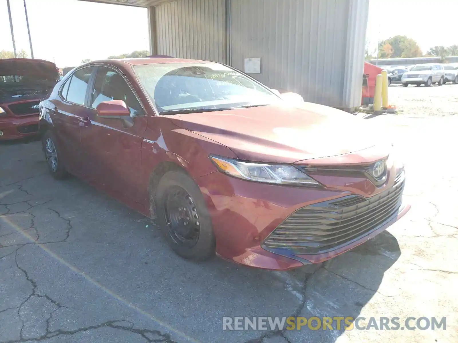 1 Photograph of a damaged car 4T1B31HK9KU515856 TOYOTA CAMRY 2019