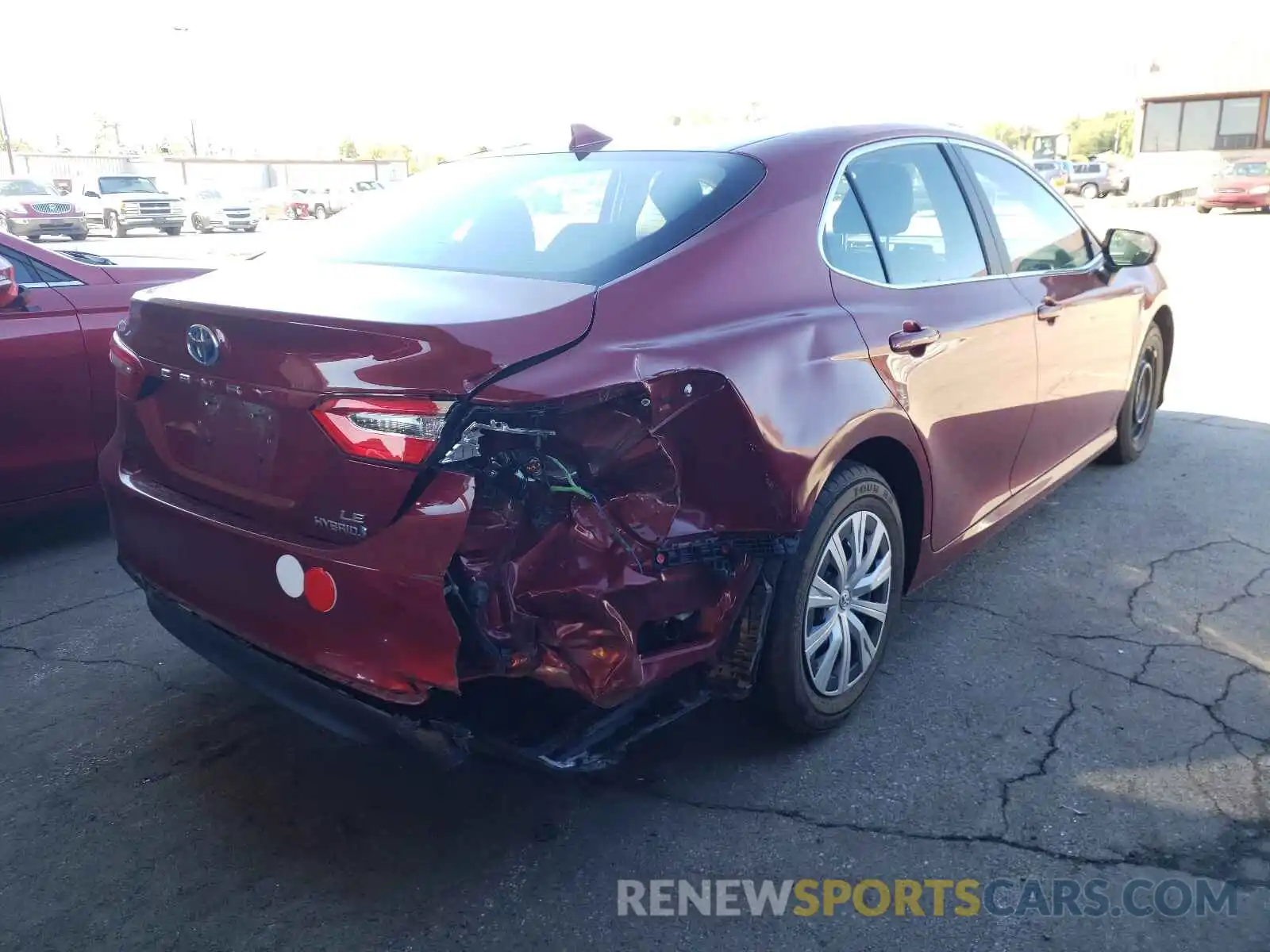 4 Photograph of a damaged car 4T1B31HK9KU515856 TOYOTA CAMRY 2019