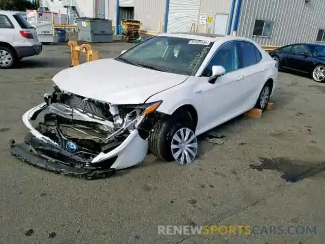 2 Photograph of a damaged car 4T1B31HK9KU516165 TOYOTA CAMRY 2019