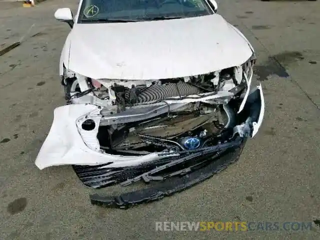 9 Photograph of a damaged car 4T1B31HK9KU516165 TOYOTA CAMRY 2019