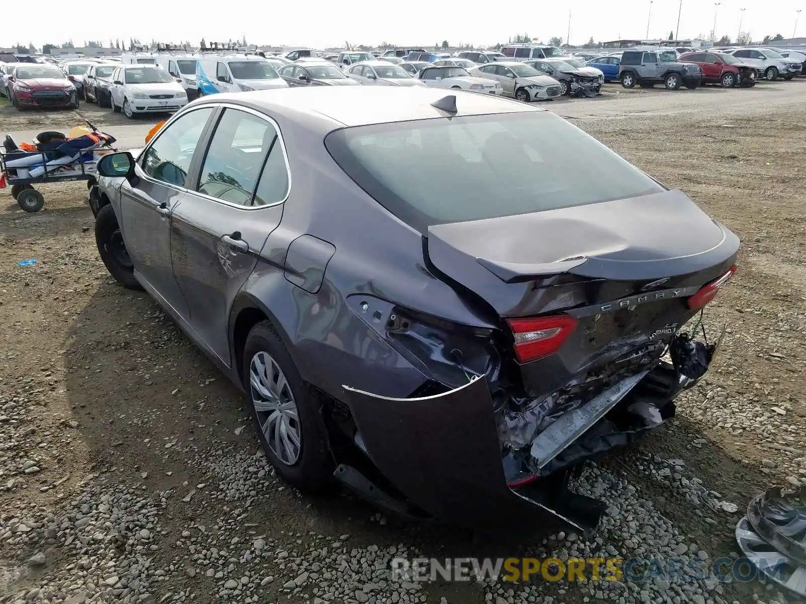 3 Photograph of a damaged car 4T1B31HKXKU005287 TOYOTA CAMRY 2019