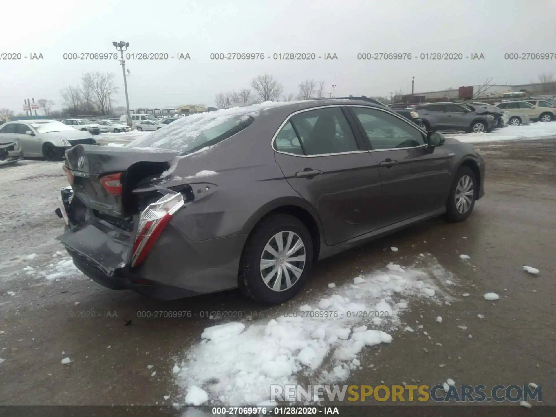 4 Photograph of a damaged car 4T1B31HKXKU005760 TOYOTA CAMRY 2019