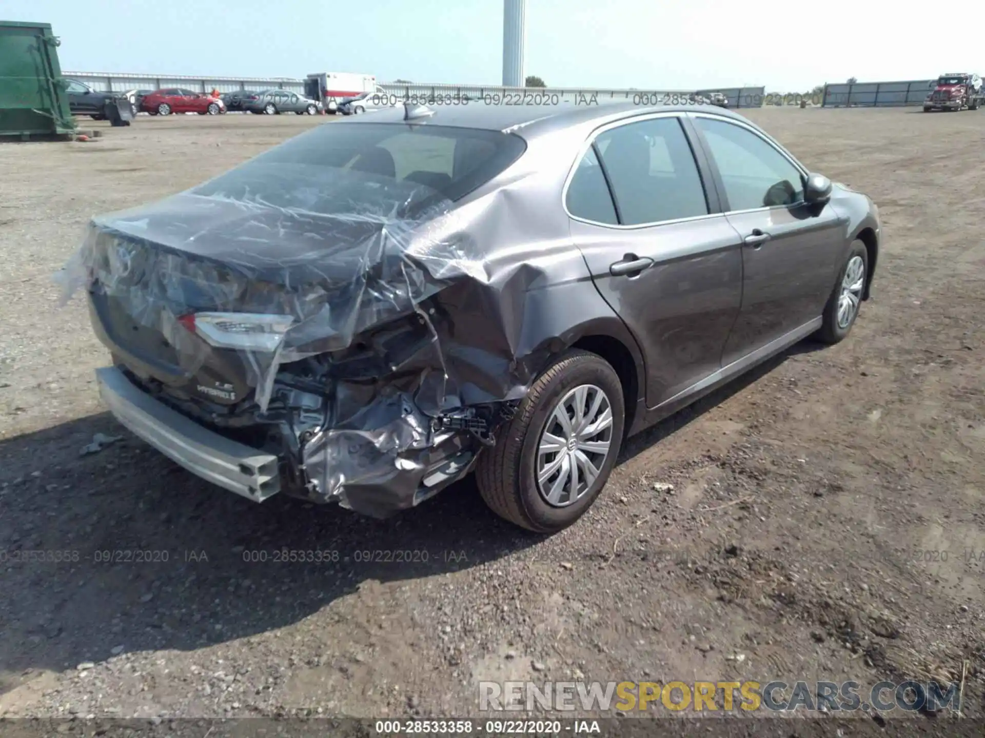 4 Фотография поврежденного автомобиля 4T1B31HKXKU005886 TOYOTA CAMRY 2019