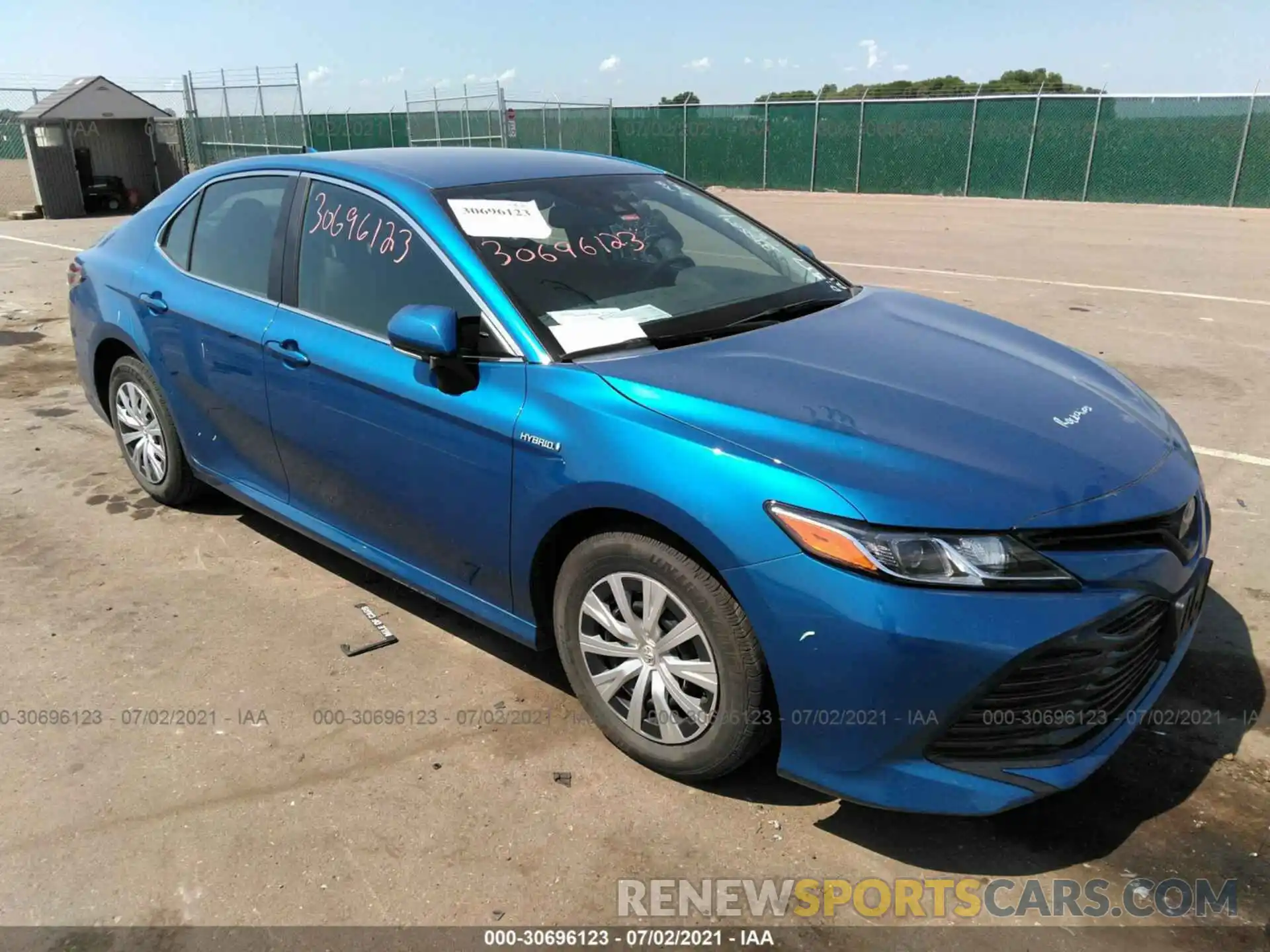 1 Photograph of a damaged car 4T1B31HKXKU006438 TOYOTA CAMRY 2019