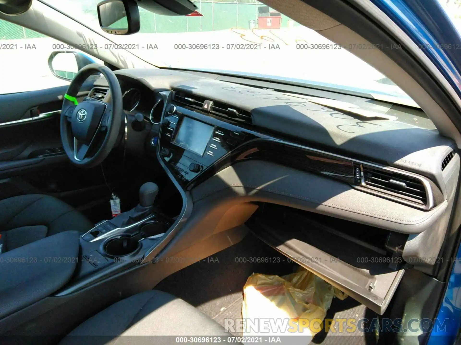 5 Photograph of a damaged car 4T1B31HKXKU006438 TOYOTA CAMRY 2019