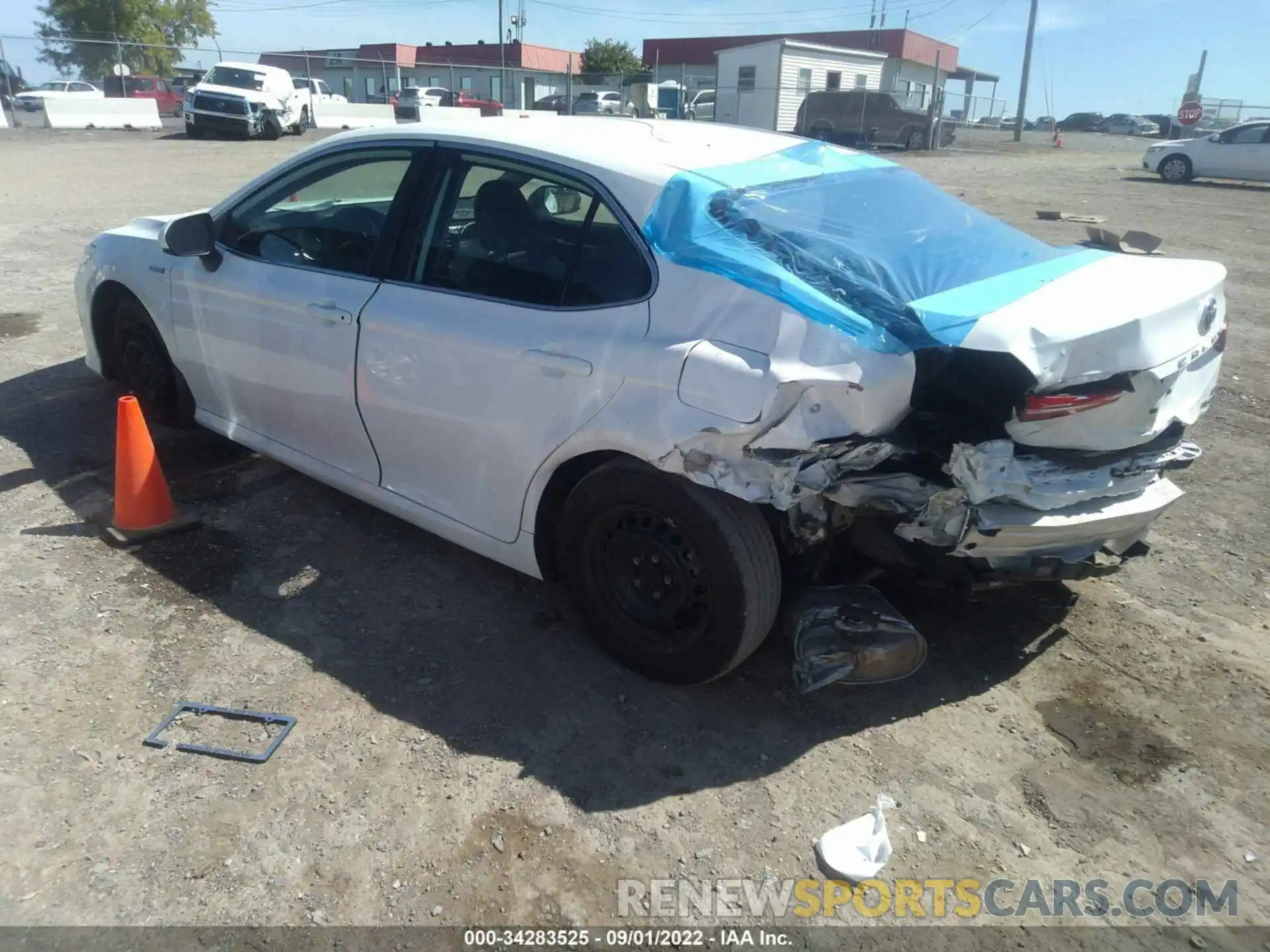 3 Photograph of a damaged car 4T1B31HKXKU006892 TOYOTA CAMRY 2019