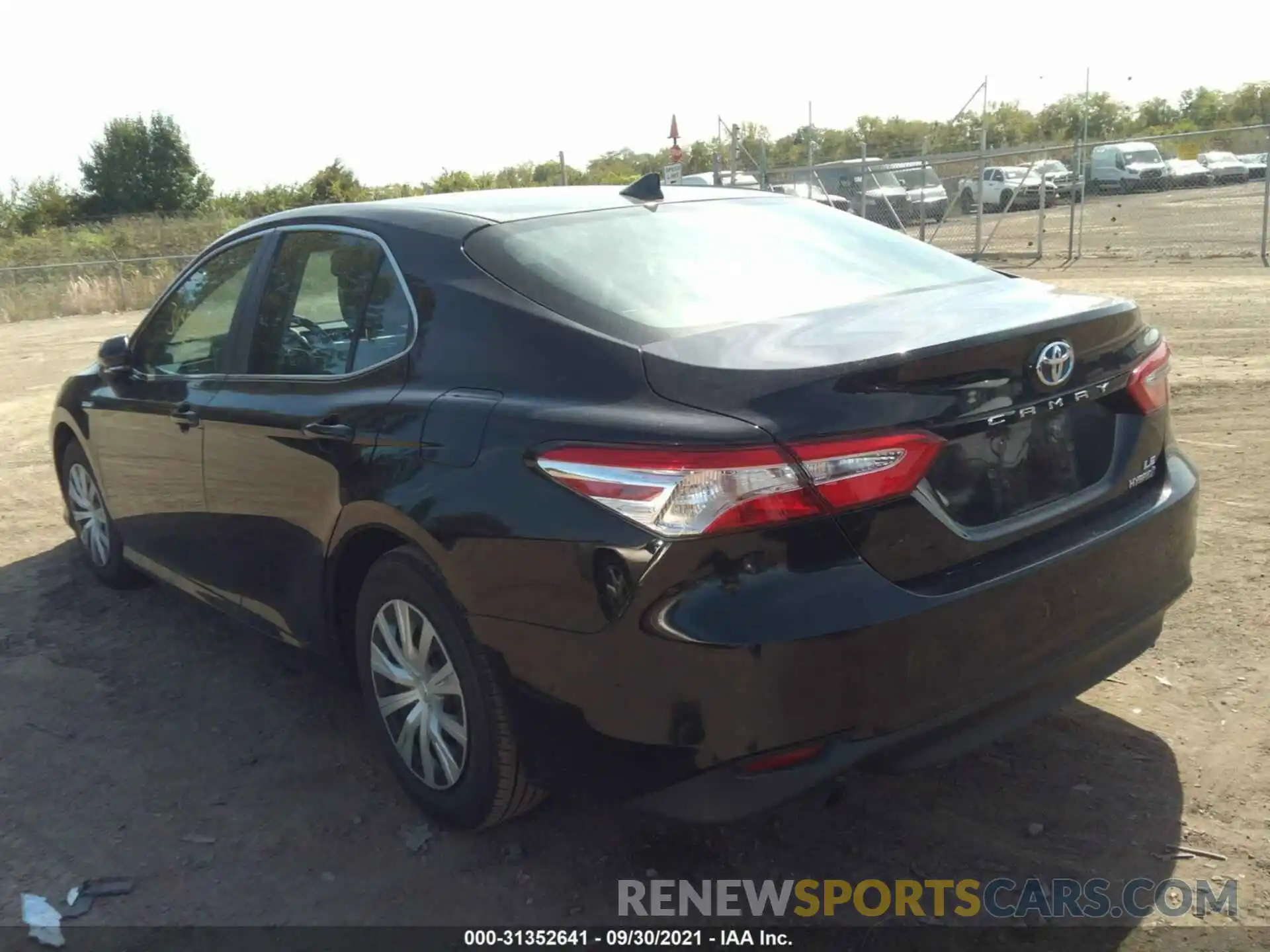 3 Photograph of a damaged car 4T1B31HKXKU509225 TOYOTA CAMRY 2019