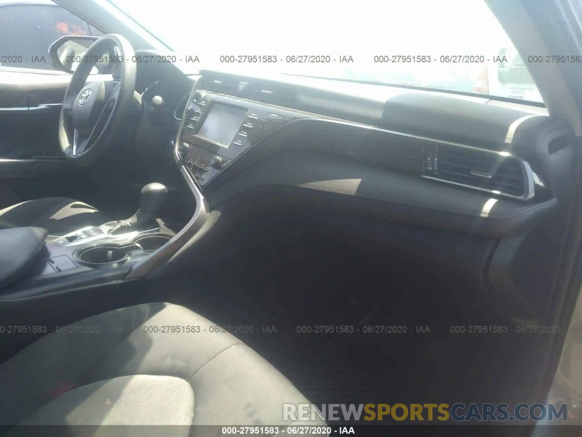 5 Photograph of a damaged car 4T1B31HKXKU509368 TOYOTA CAMRY 2019