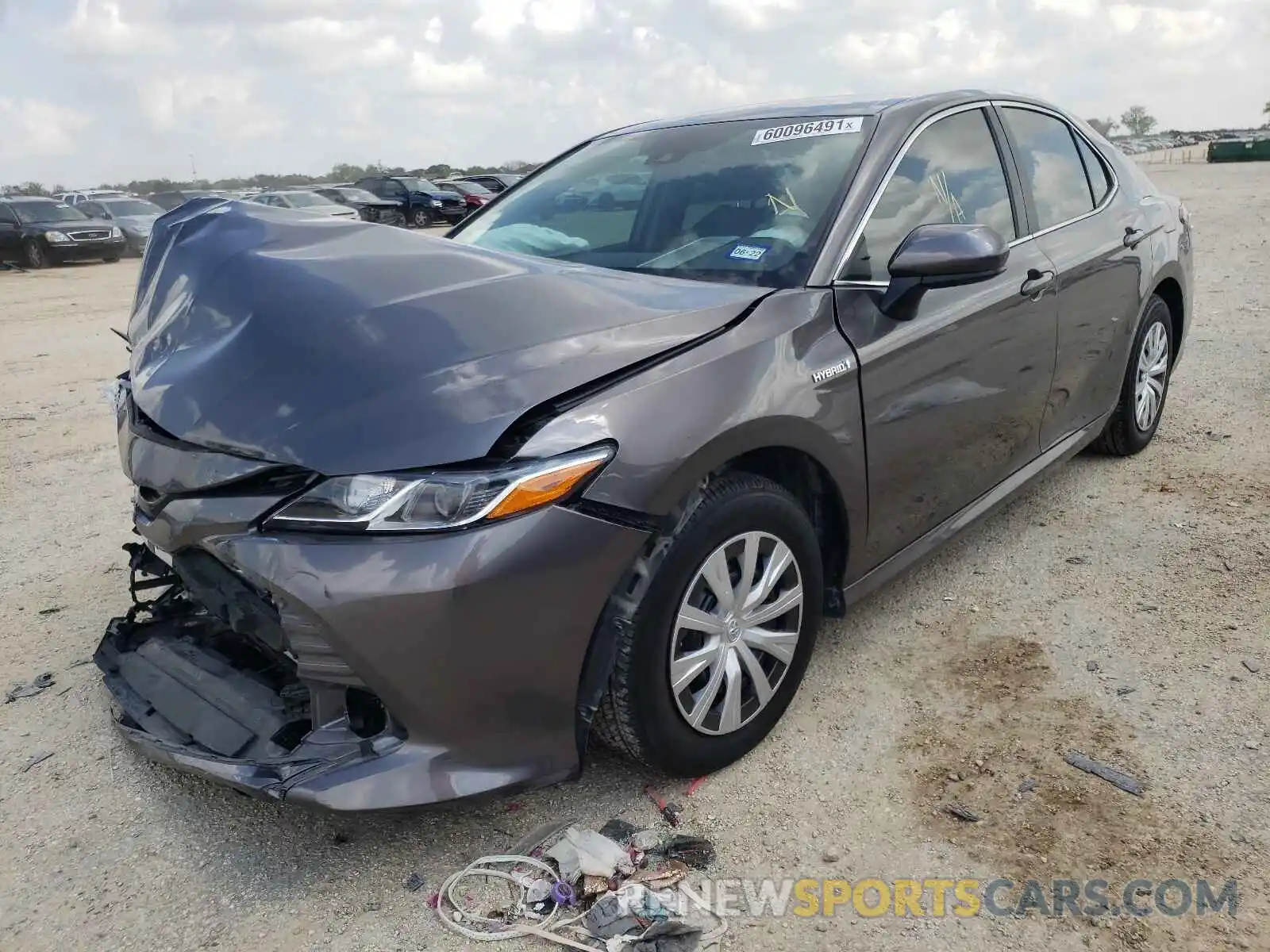 2 Photograph of a damaged car 4T1B31HKXKU513372 TOYOTA CAMRY 2019