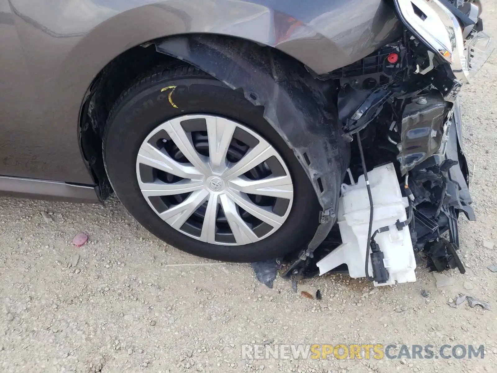 9 Photograph of a damaged car 4T1B31HKXKU513372 TOYOTA CAMRY 2019