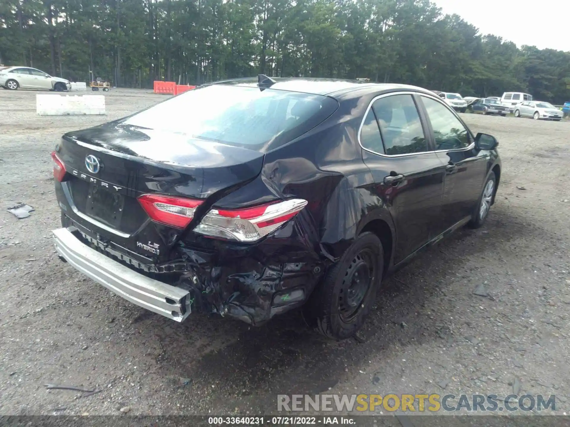 4 Photograph of a damaged car 4T1B31HKXKU513386 TOYOTA CAMRY 2019