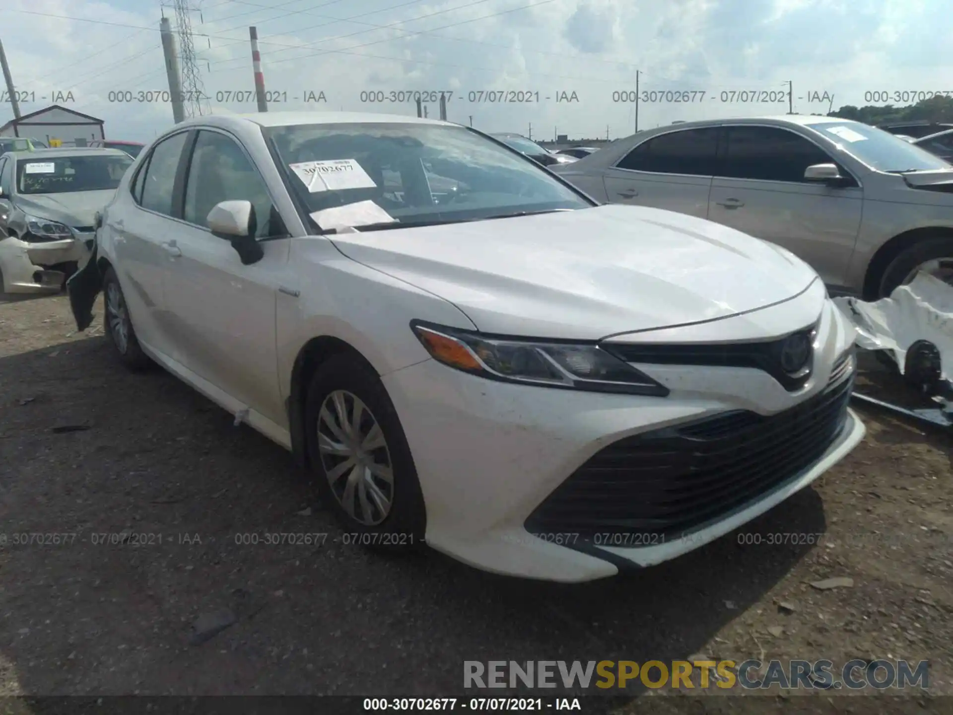 1 Photograph of a damaged car 4T1B31HKXKU517387 TOYOTA CAMRY 2019