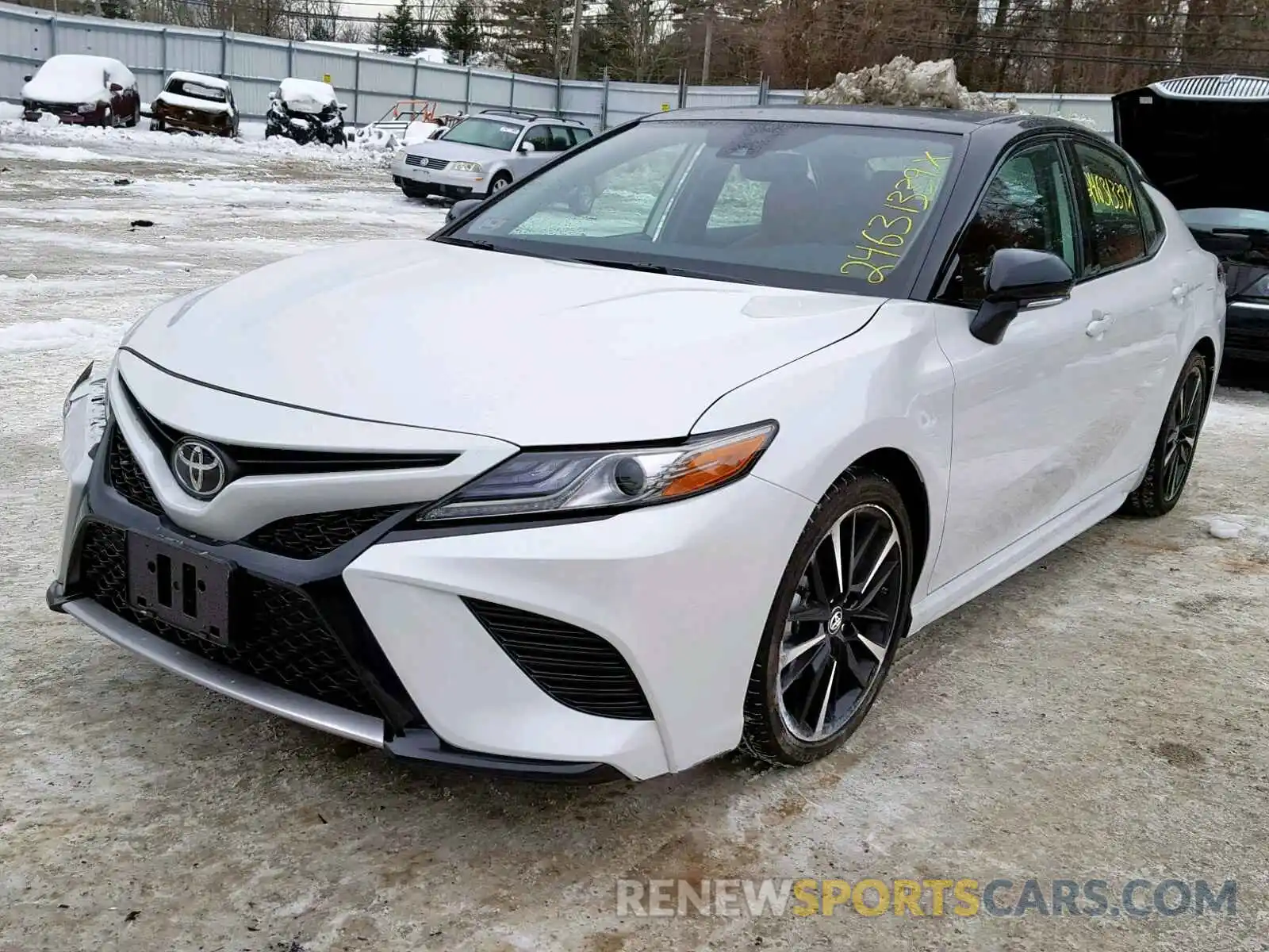 2 Photograph of a damaged car 4T1B61HK0KU162057 TOYOTA CAMRY 2019