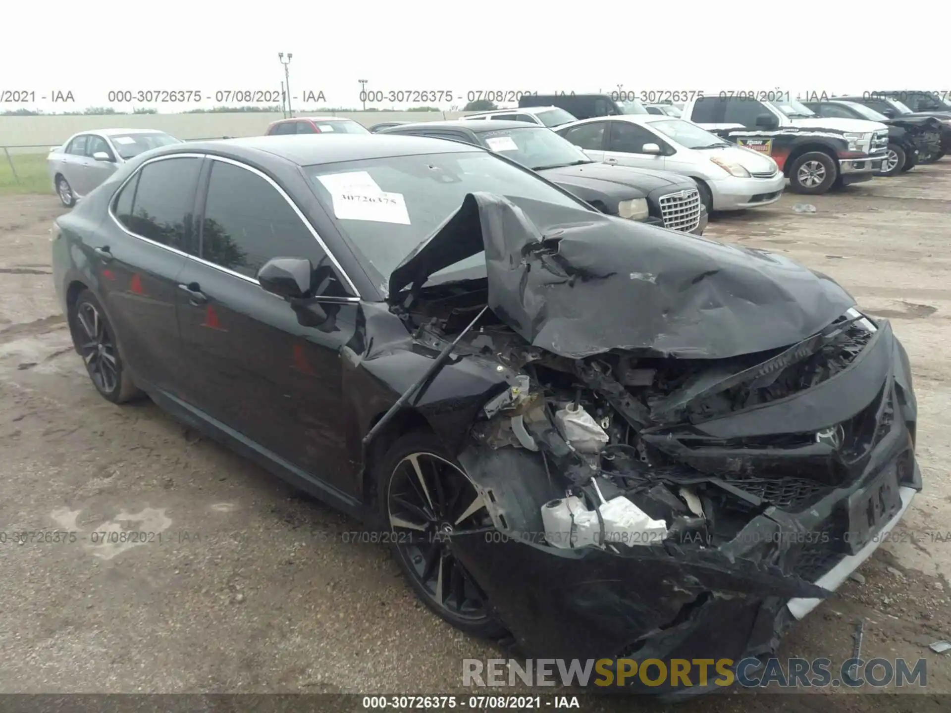 1 Photograph of a damaged car 4T1B61HK0KU165993 TOYOTA CAMRY 2019