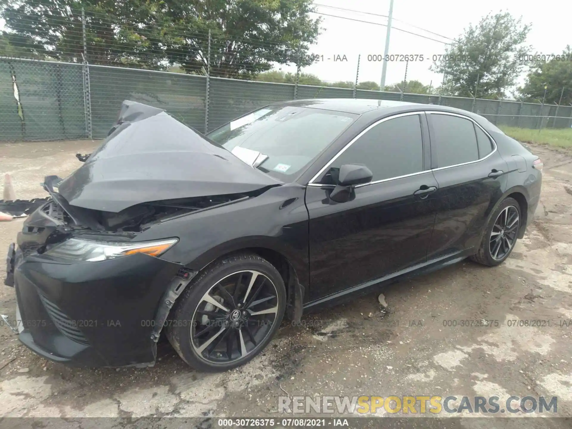 2 Photograph of a damaged car 4T1B61HK0KU165993 TOYOTA CAMRY 2019