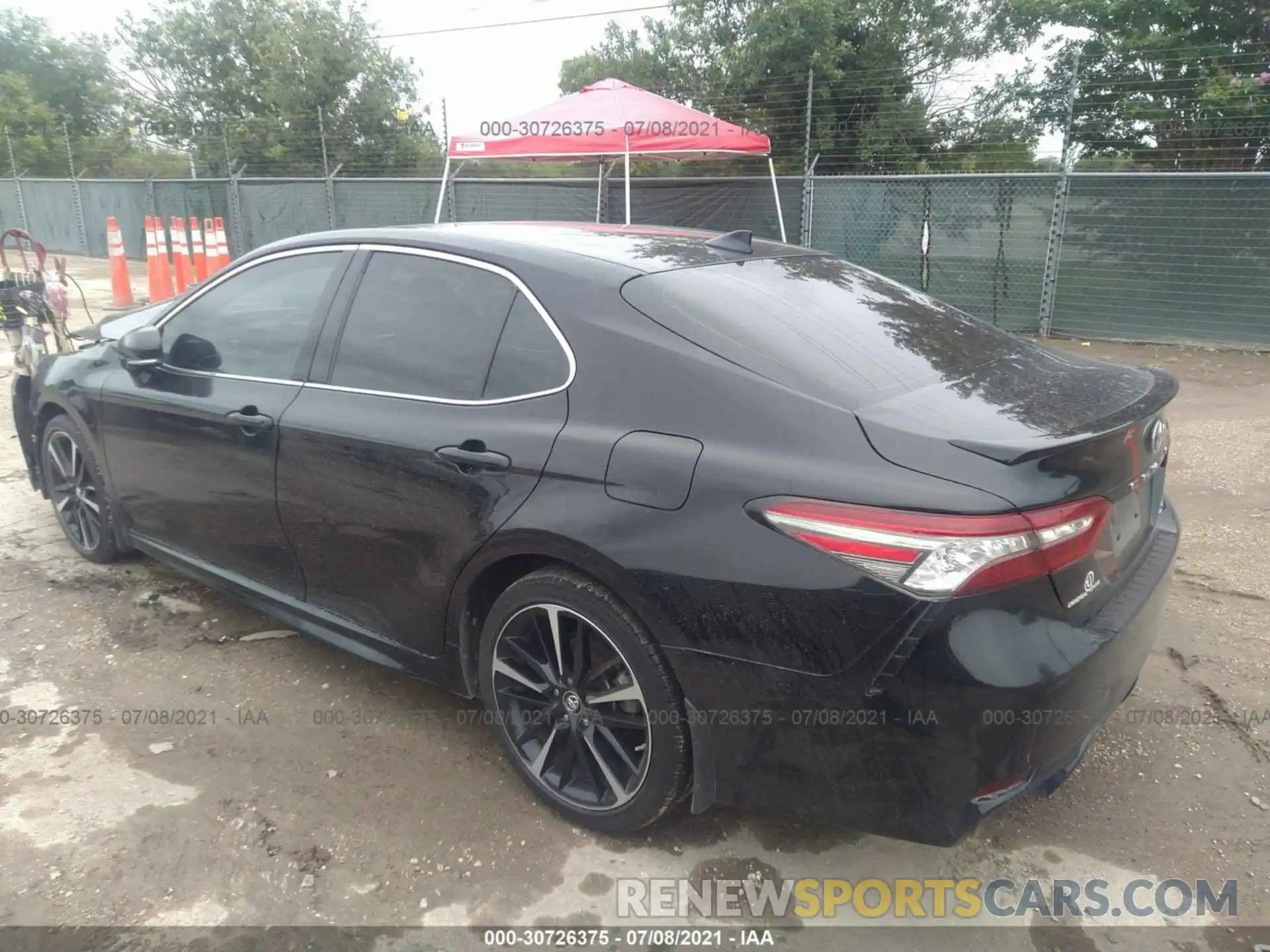 3 Photograph of a damaged car 4T1B61HK0KU165993 TOYOTA CAMRY 2019