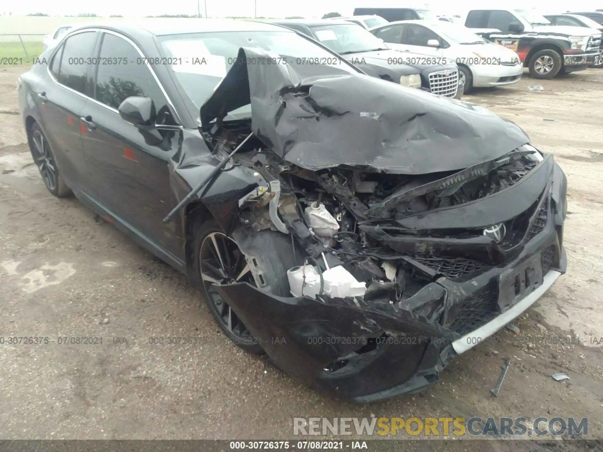 6 Photograph of a damaged car 4T1B61HK0KU165993 TOYOTA CAMRY 2019