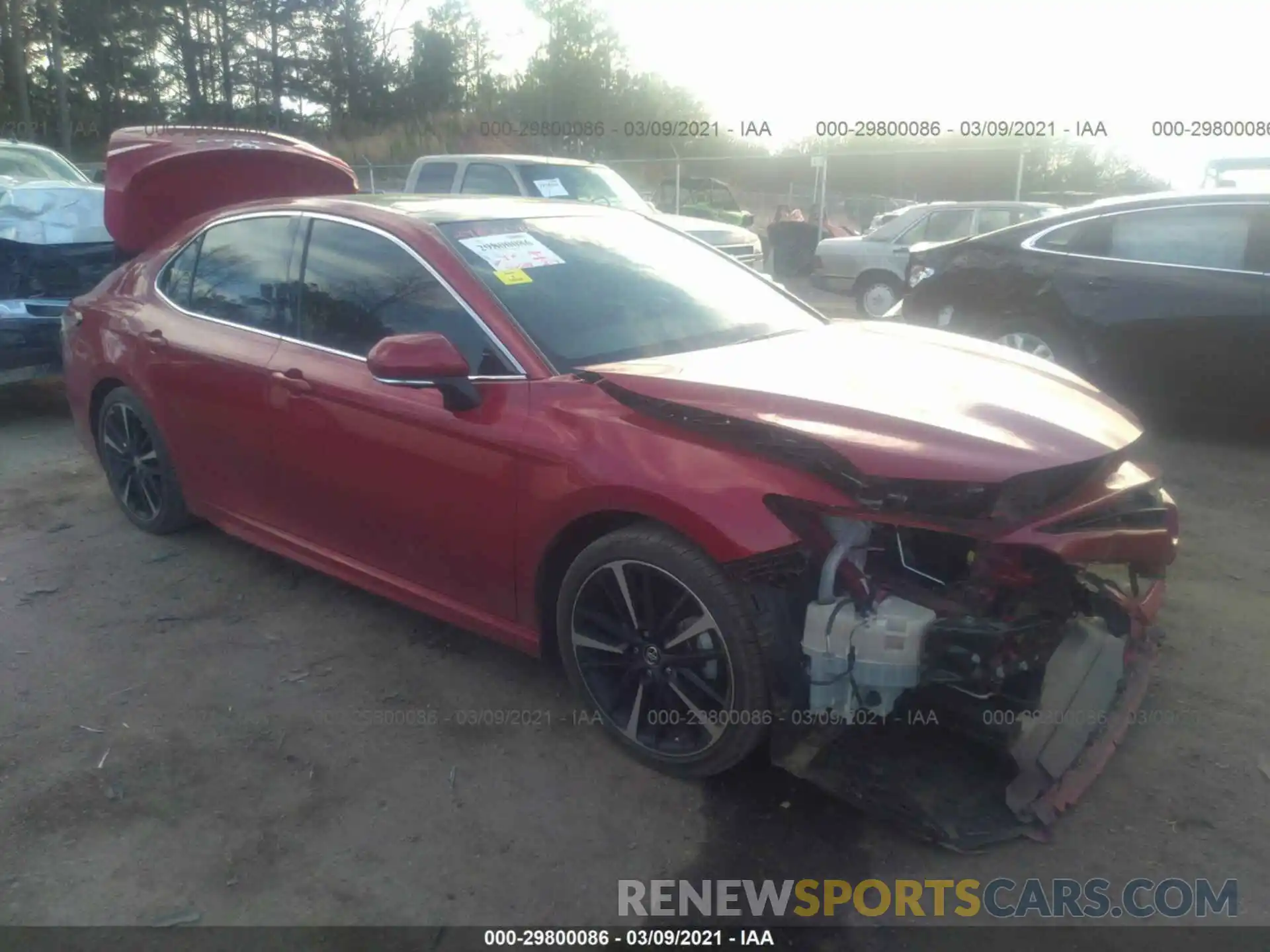 1 Photograph of a damaged car 4T1B61HK0KU167291 TOYOTA CAMRY 2019