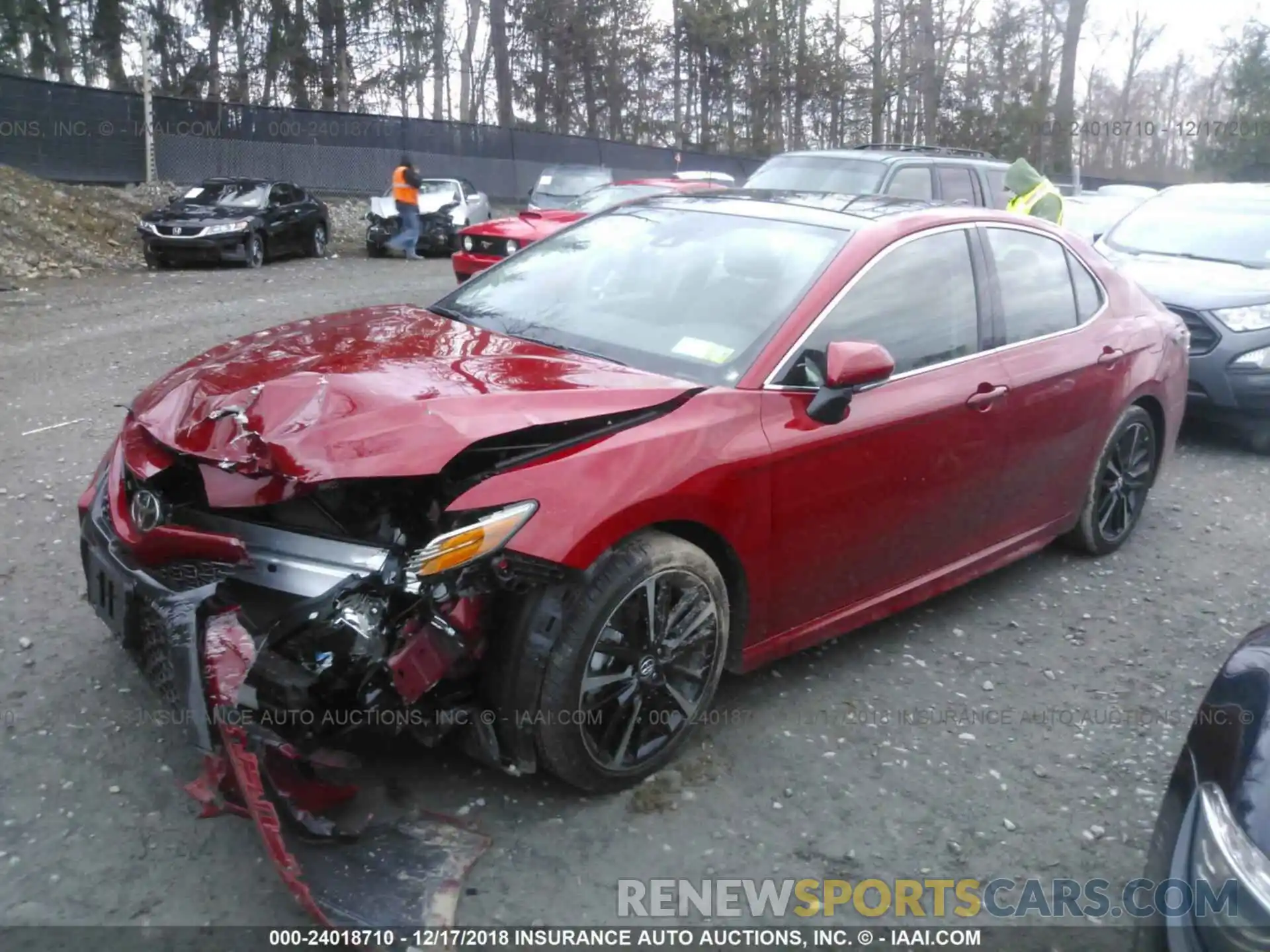 2 Photograph of a damaged car 4T1B61HK0KU171647 TOYOTA CAMRY 2019