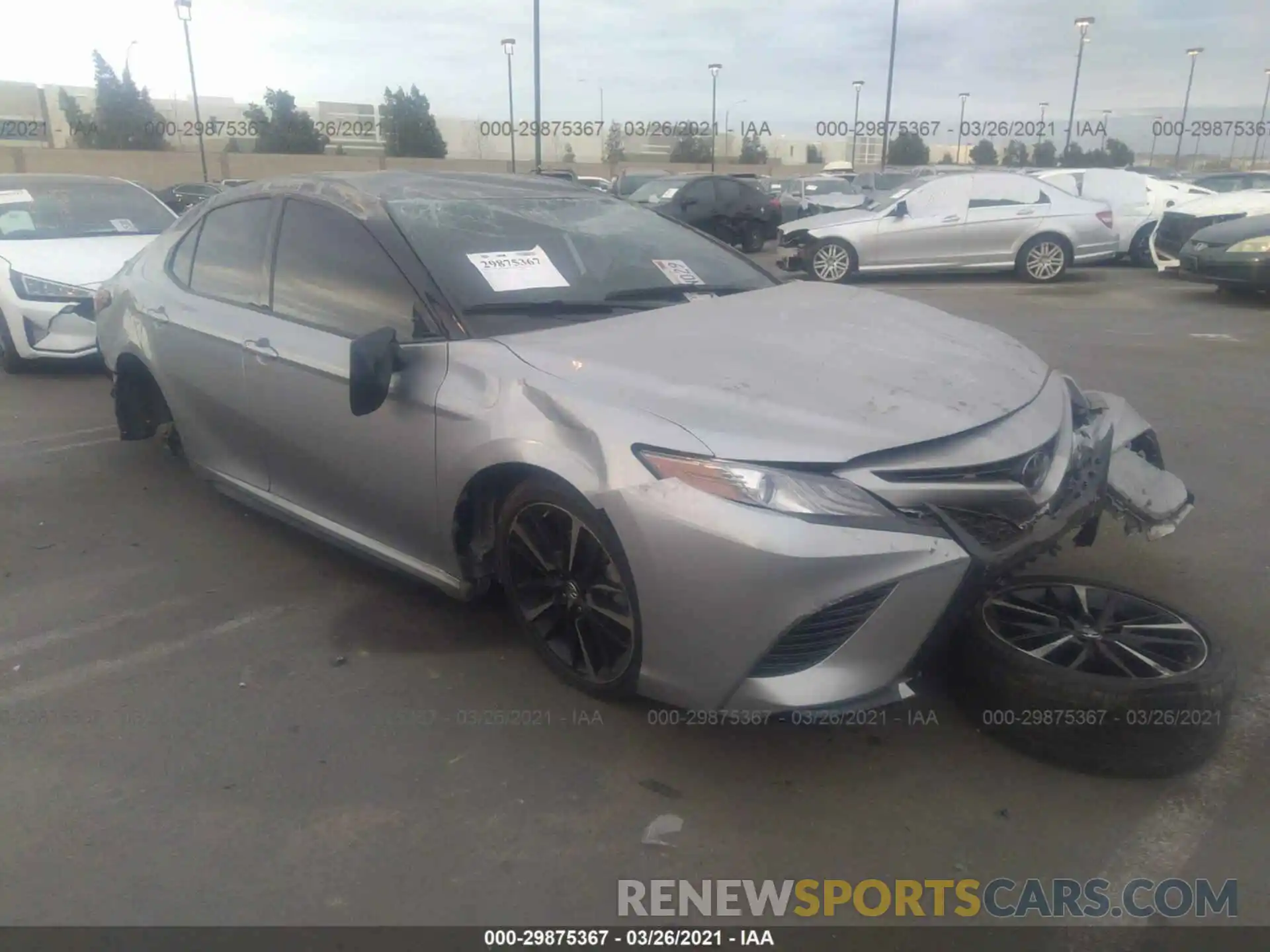 1 Photograph of a damaged car 4T1B61HK0KU198430 TOYOTA CAMRY 2019