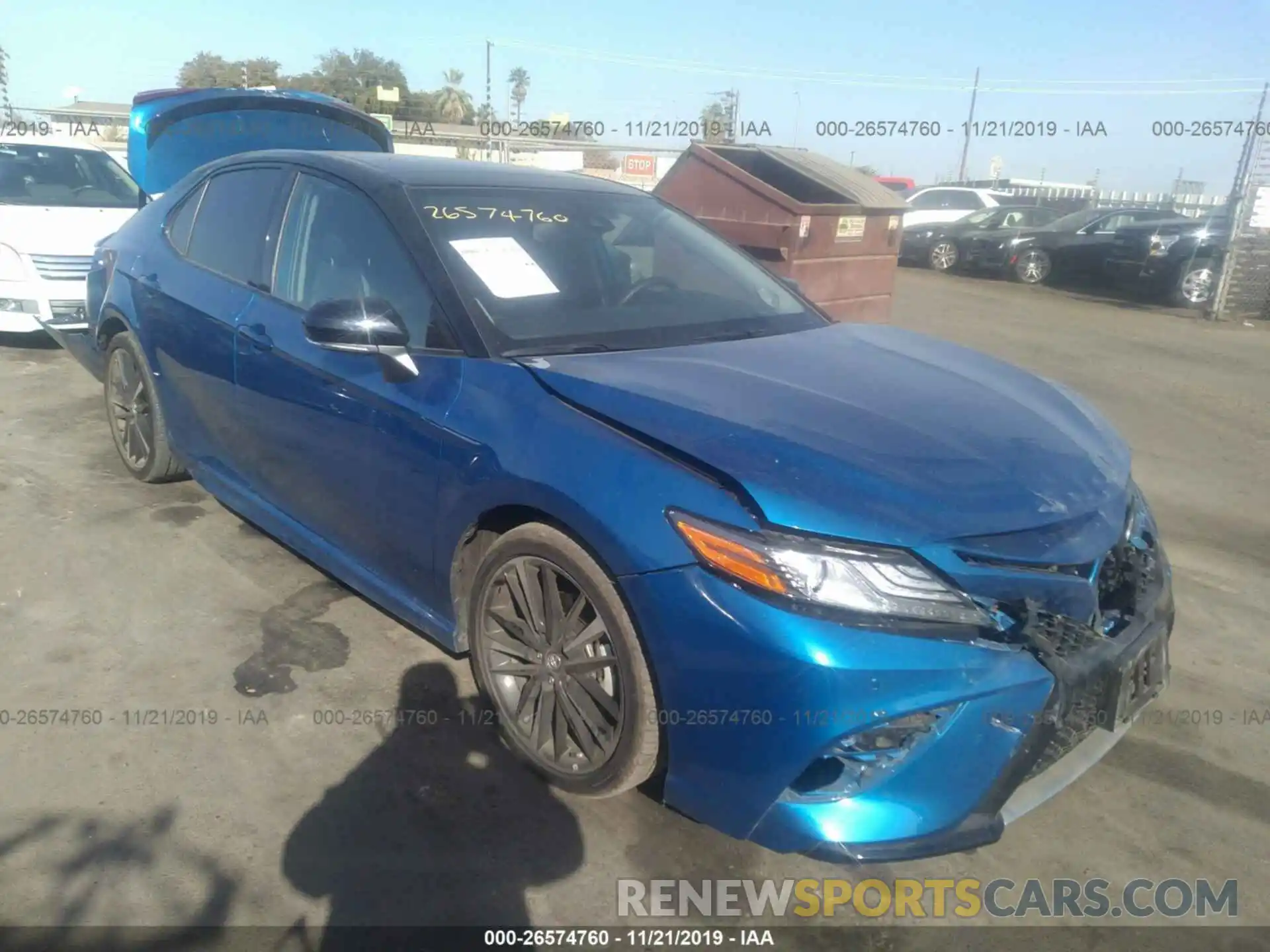 1 Photograph of a damaged car 4T1B61HK0KU199710 TOYOTA CAMRY 2019