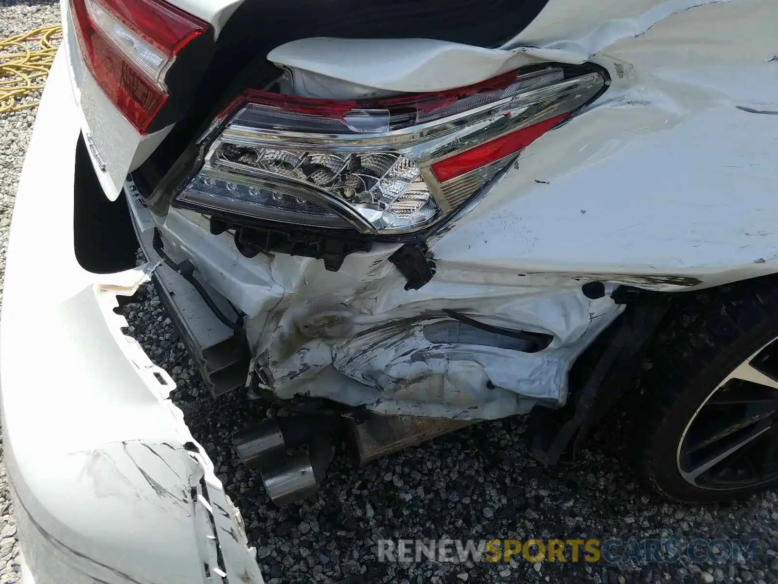 9 Photograph of a damaged car 4T1B61HK0KU203562 TOYOTA CAMRY 2019