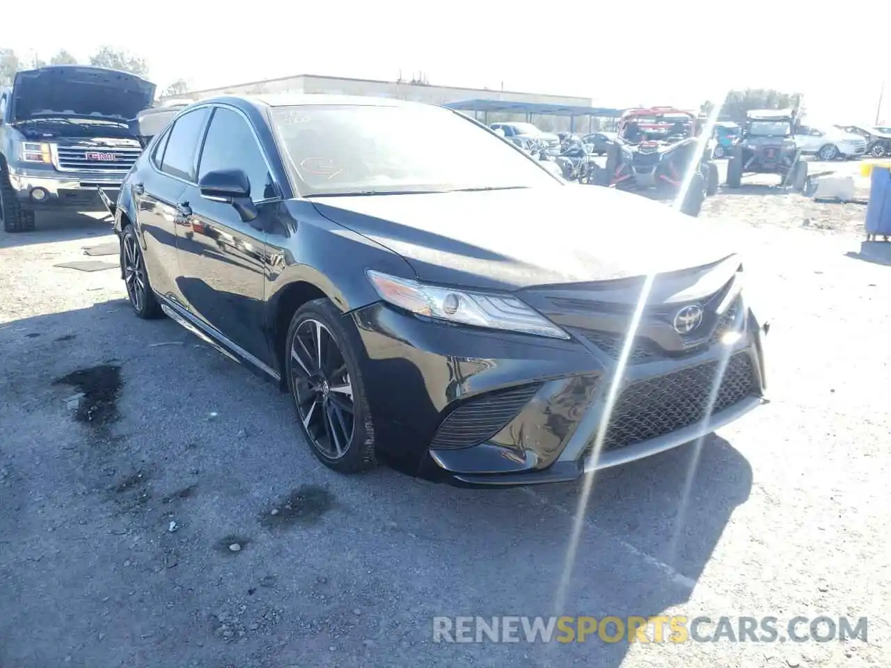 1 Photograph of a damaged car 4T1B61HK0KU212438 TOYOTA CAMRY 2019