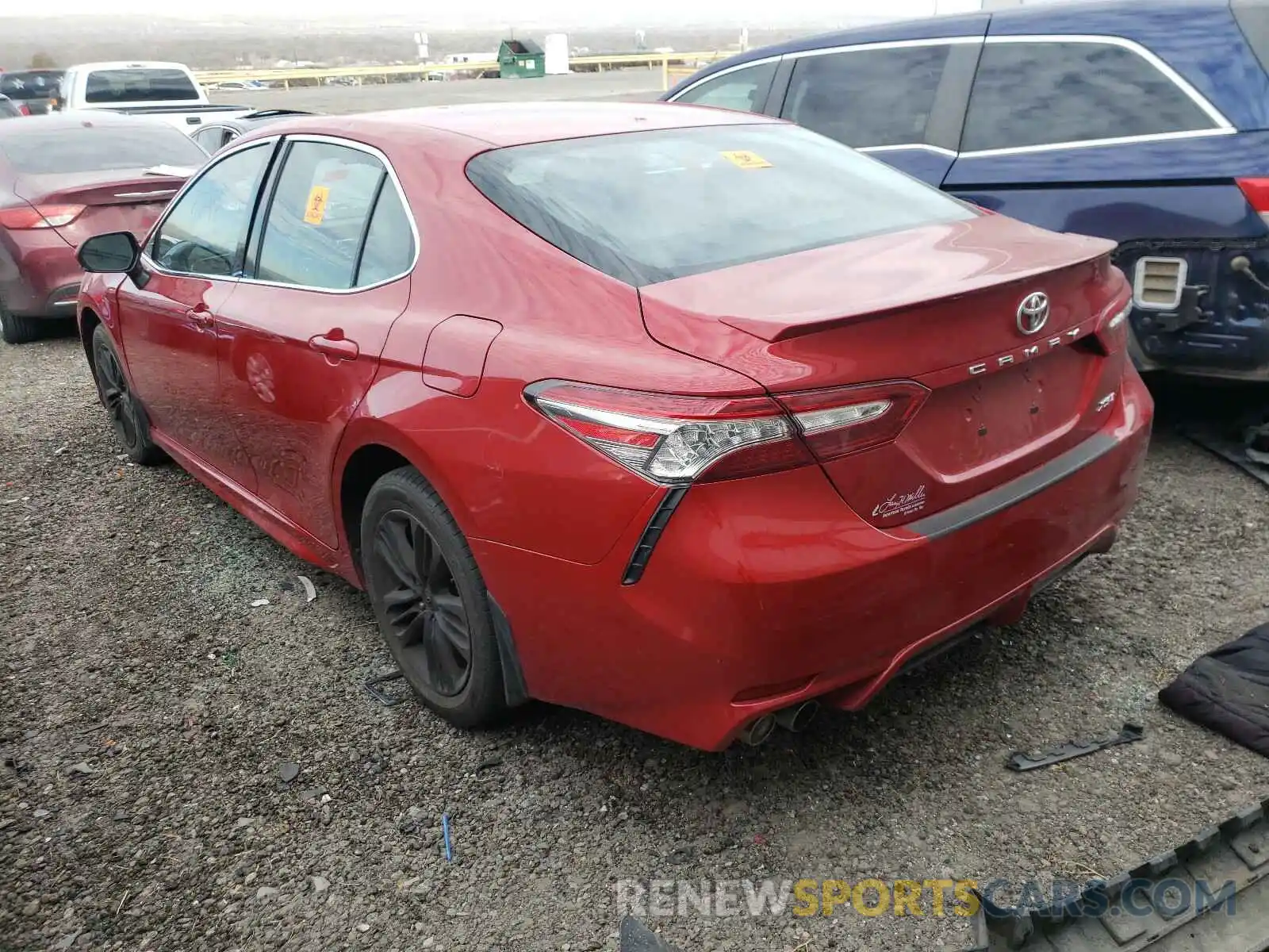 3 Фотография поврежденного автомобиля 4T1B61HK0KU215484 TOYOTA CAMRY 2019