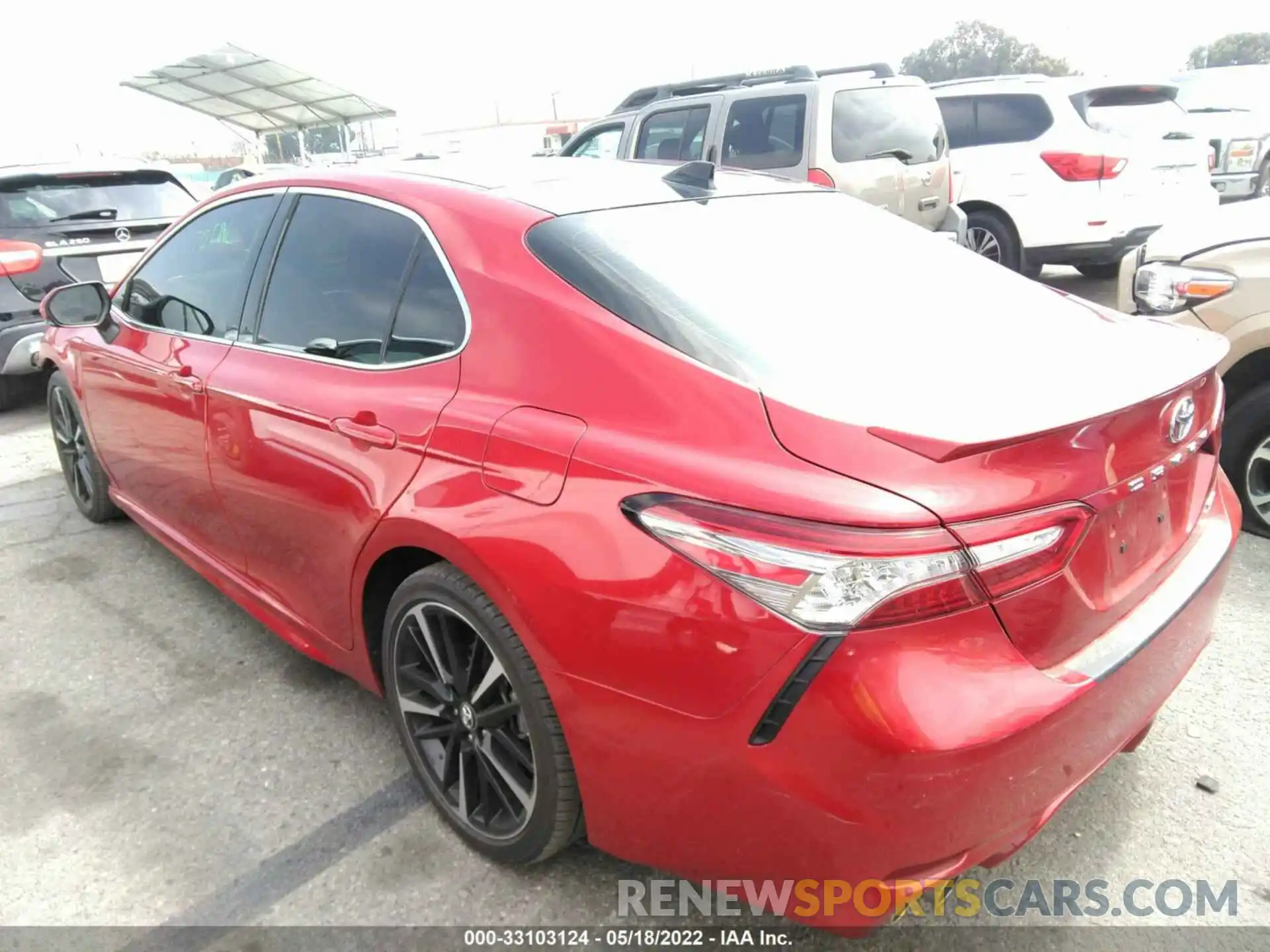 3 Photograph of a damaged car 4T1B61HK0KU216151 TOYOTA CAMRY 2019