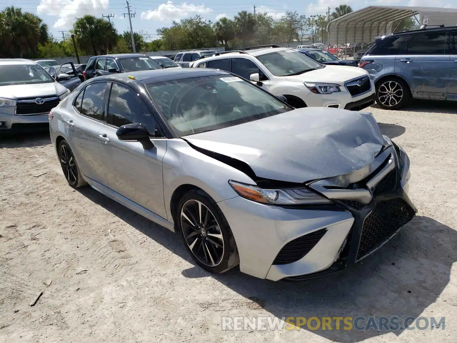 1 Photograph of a damaged car 4T1B61HK0KU218496 TOYOTA CAMRY 2019