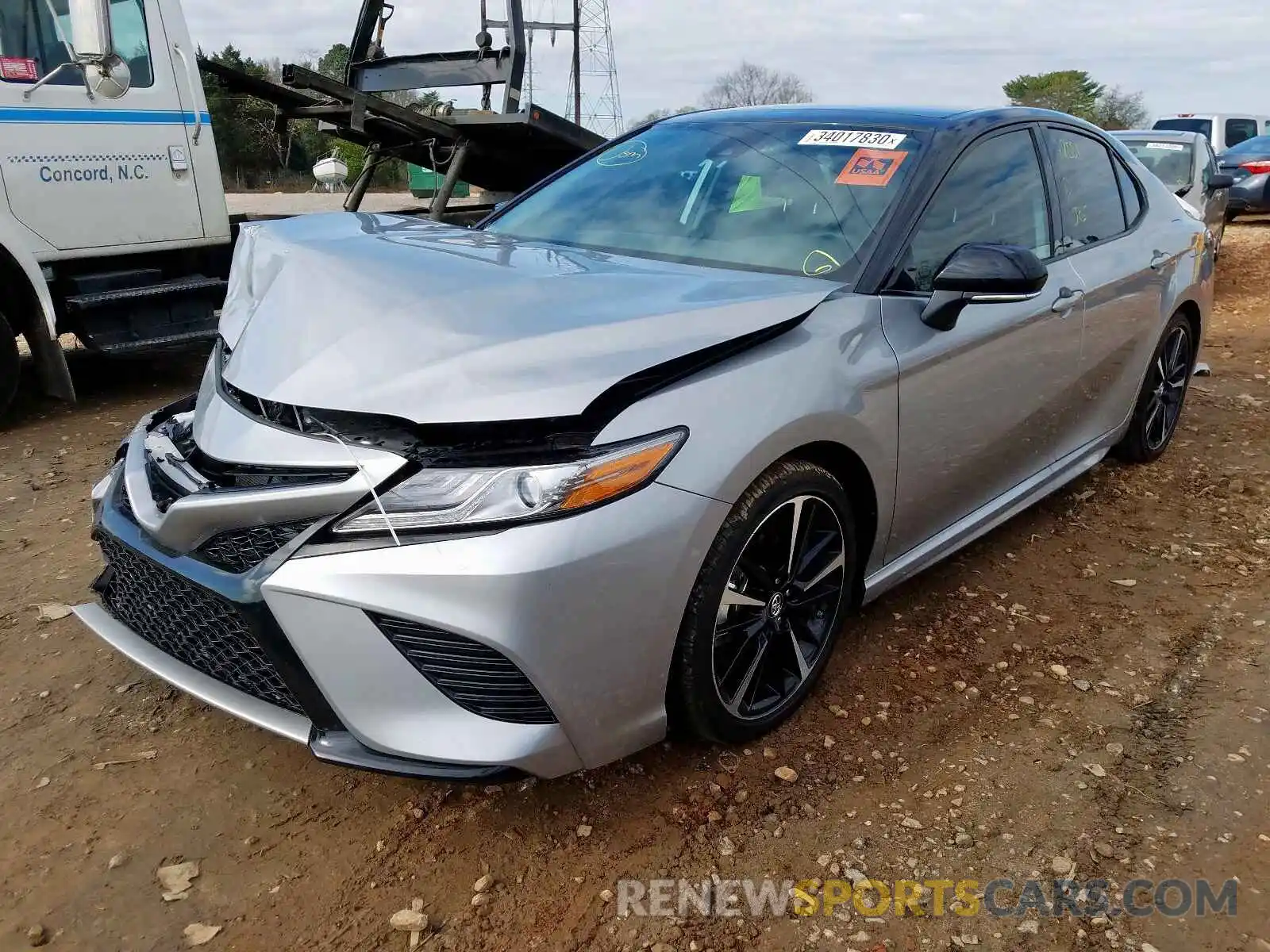 2 Photograph of a damaged car 4T1B61HK0KU219146 TOYOTA CAMRY 2019