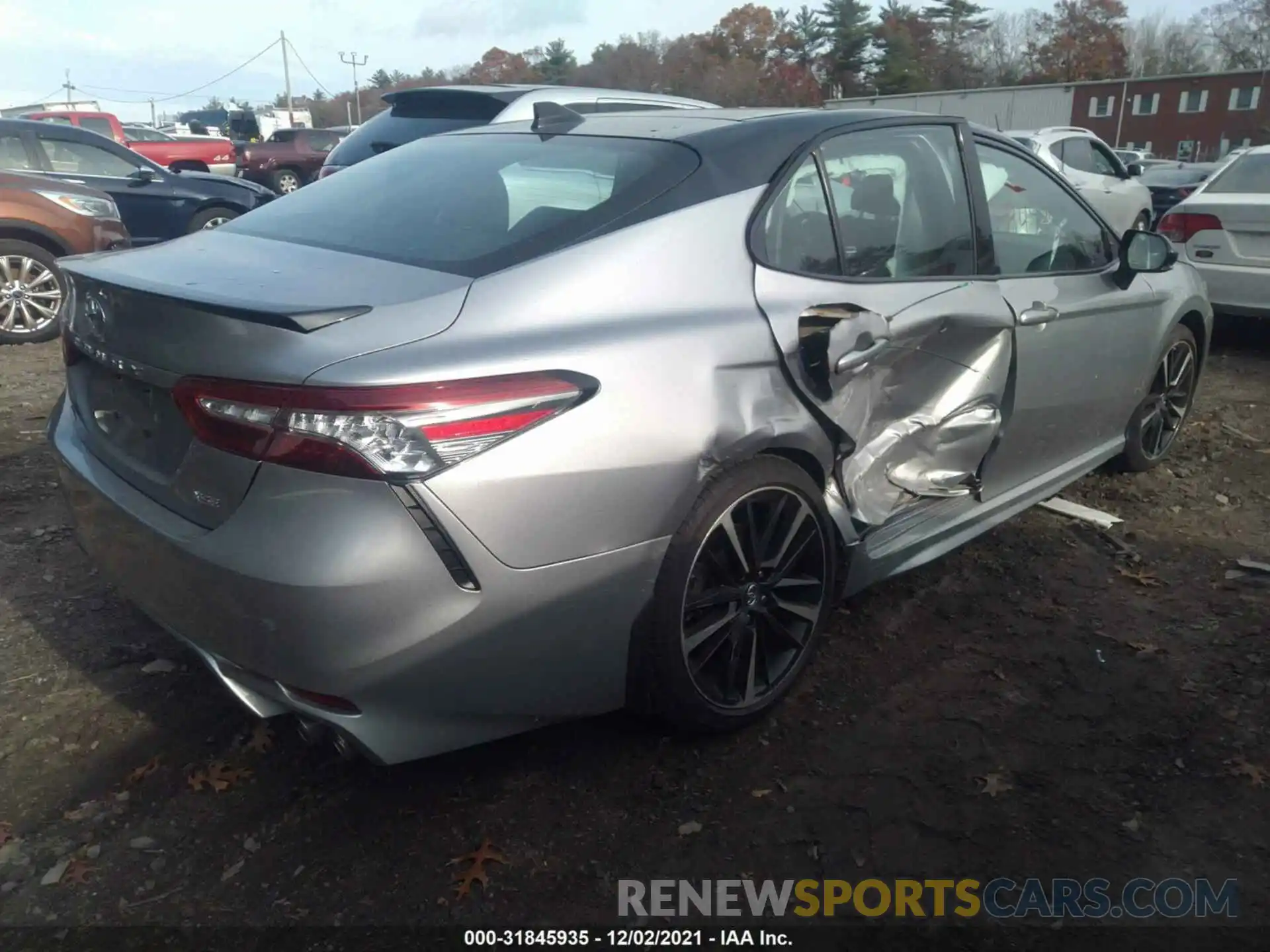 4 Photograph of a damaged car 4T1B61HK0KU223178 TOYOTA CAMRY 2019