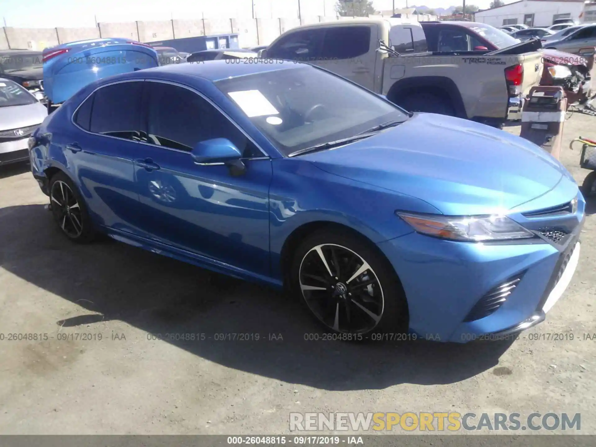 1 Photograph of a damaged car 4T1B61HK0KU225206 TOYOTA CAMRY 2019